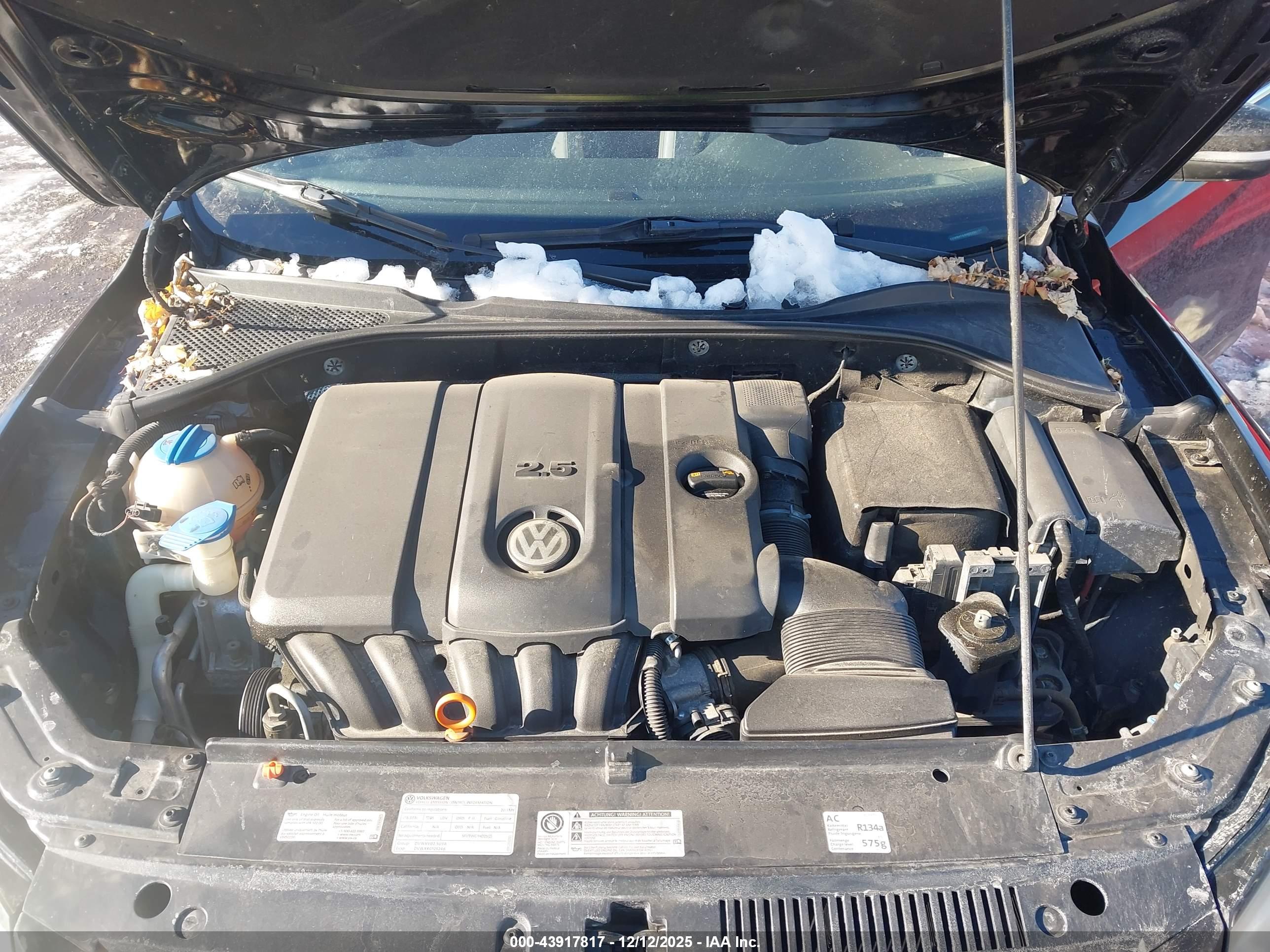 VOLKSWAGEN PASSAT image 10