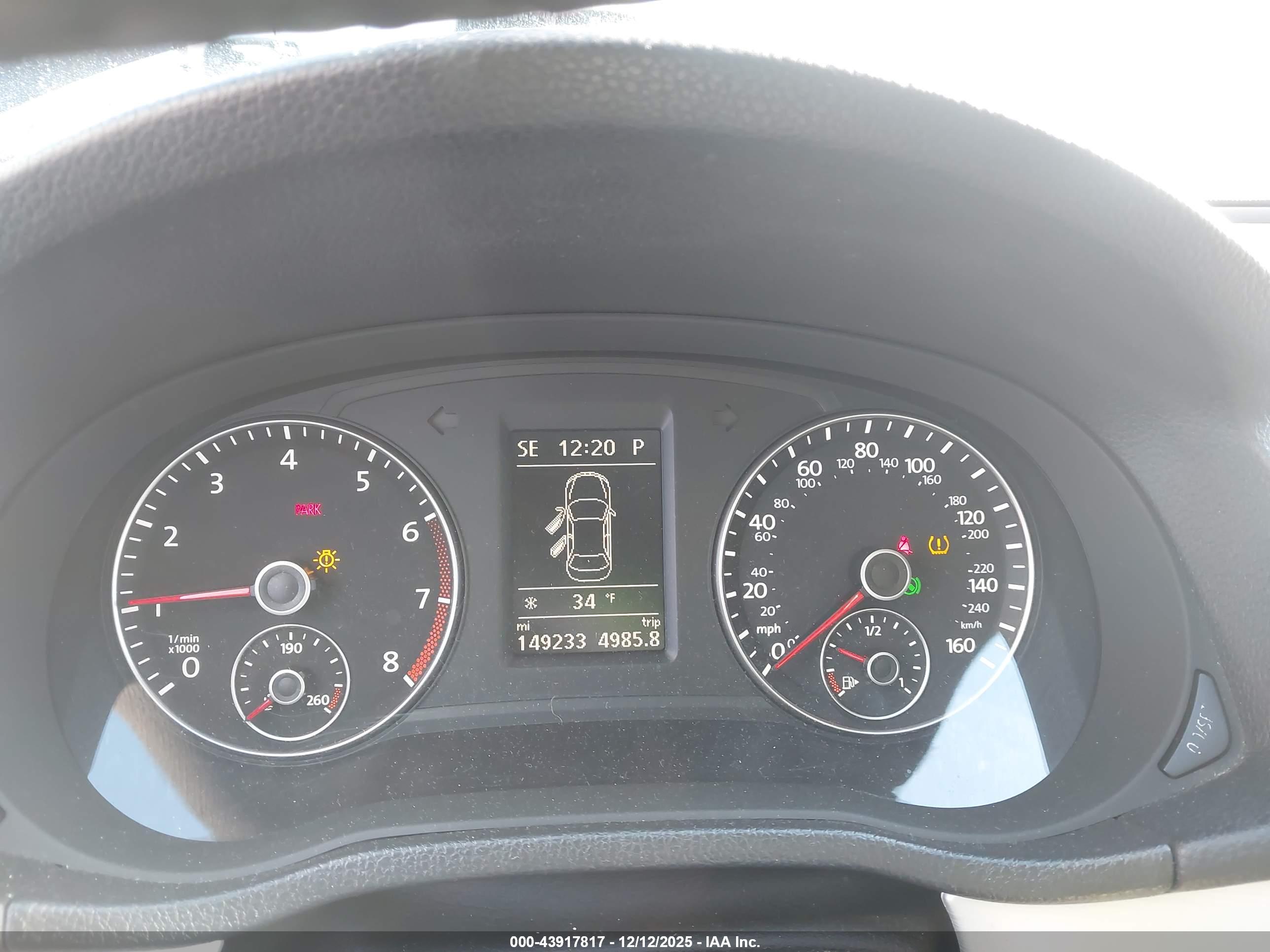 VOLKSWAGEN PASSAT image 7
