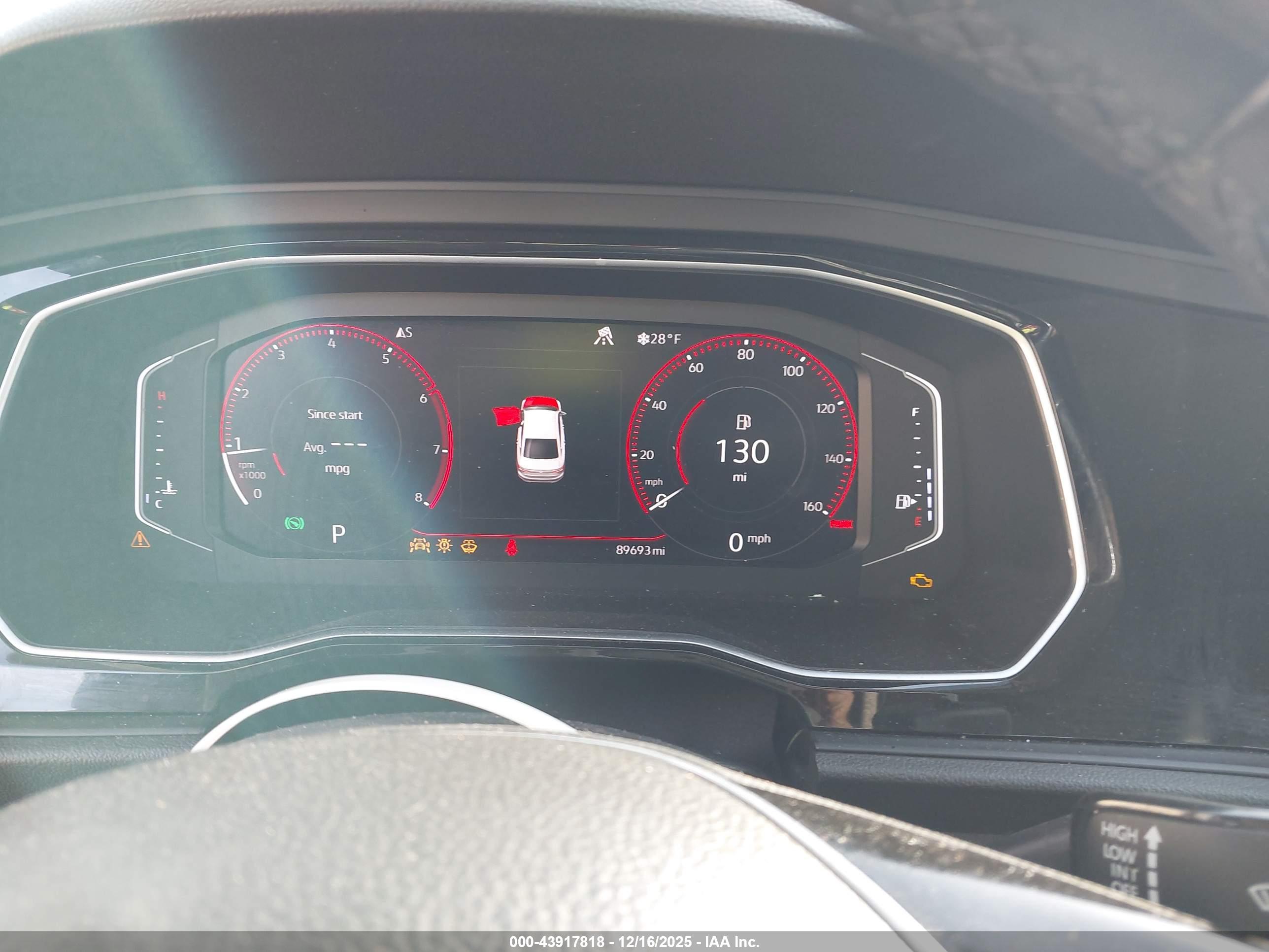 VOLKSWAGEN JETTA image 7
