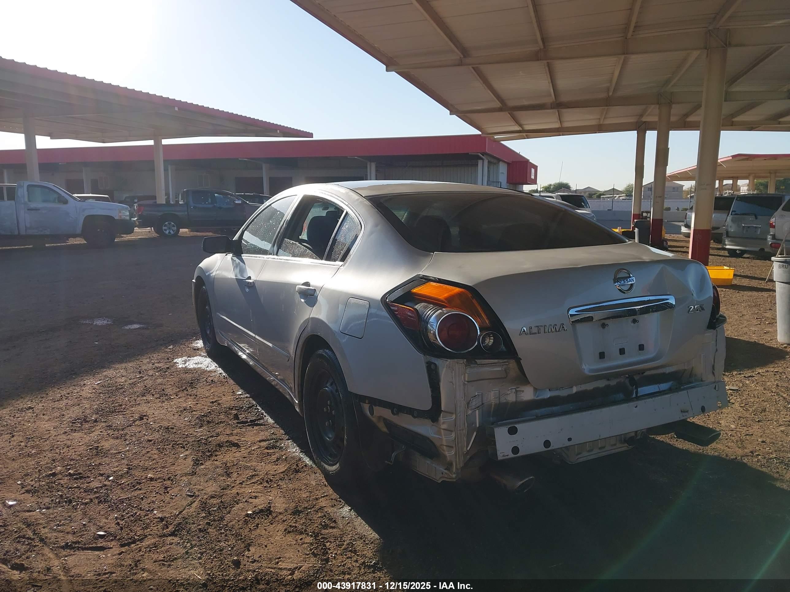 NISSAN ALTIMA image 3