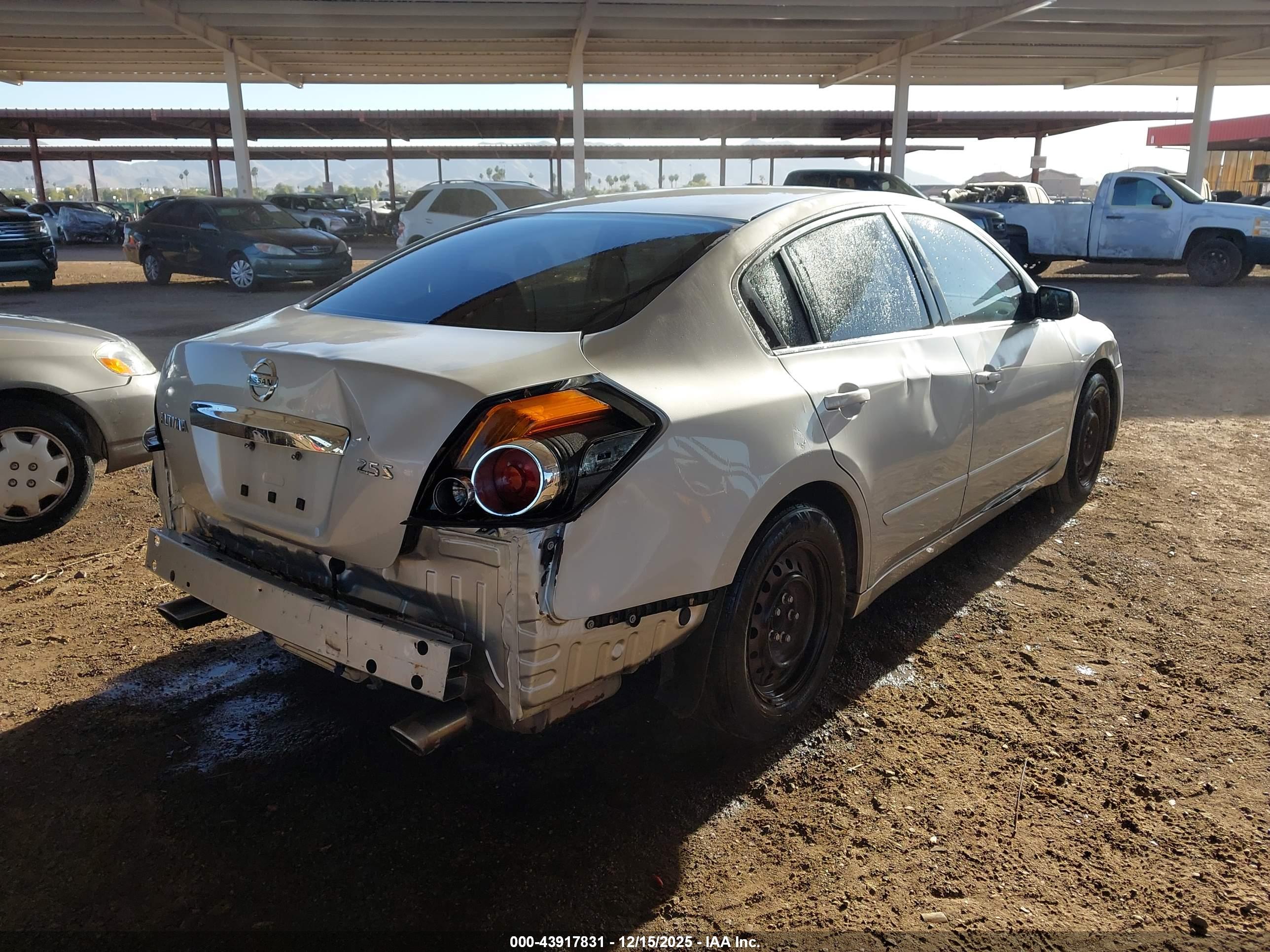 NISSAN ALTIMA image 4