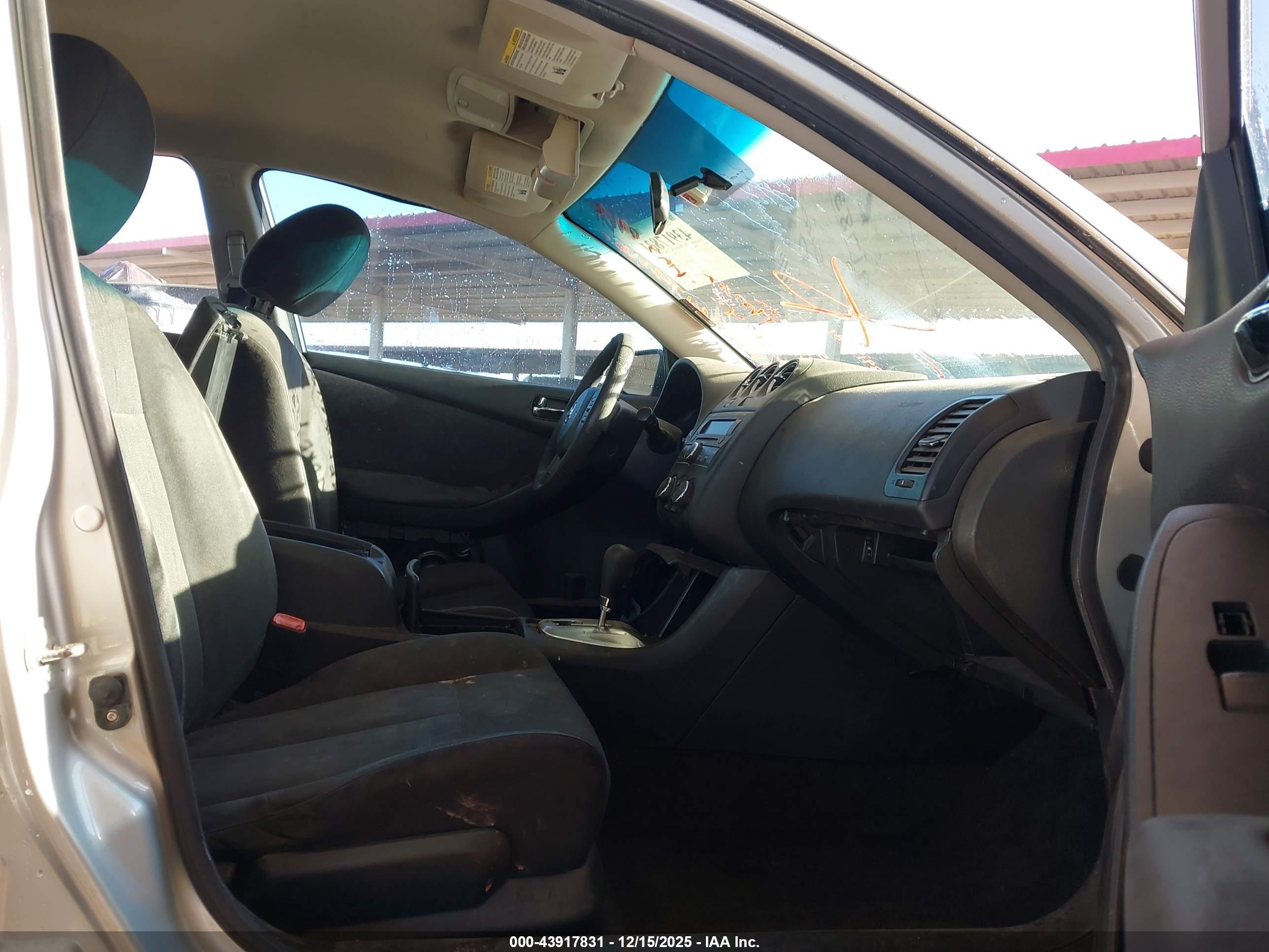 NISSAN ALTIMA image 5