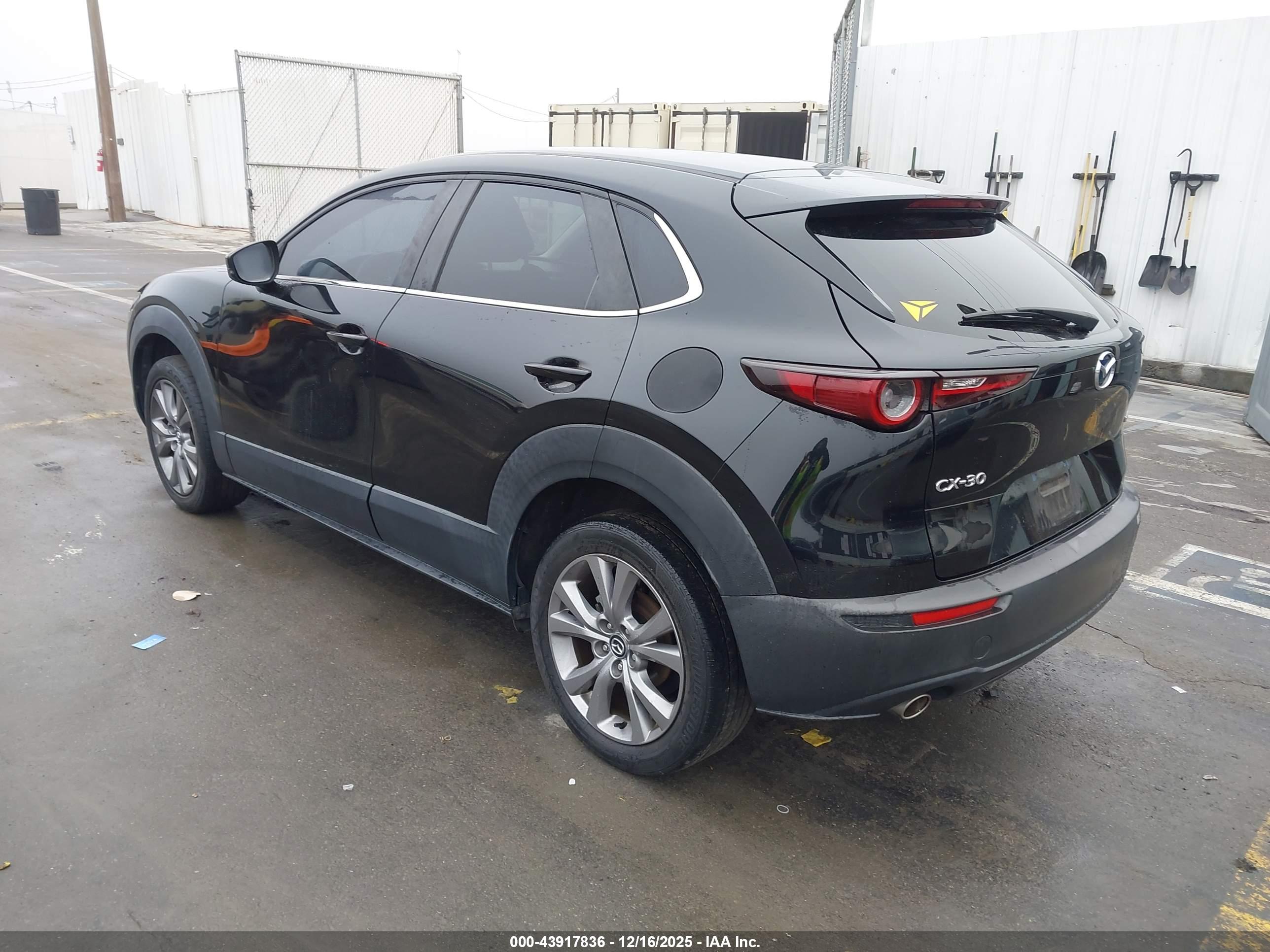 MAZDA CX-30 image 3