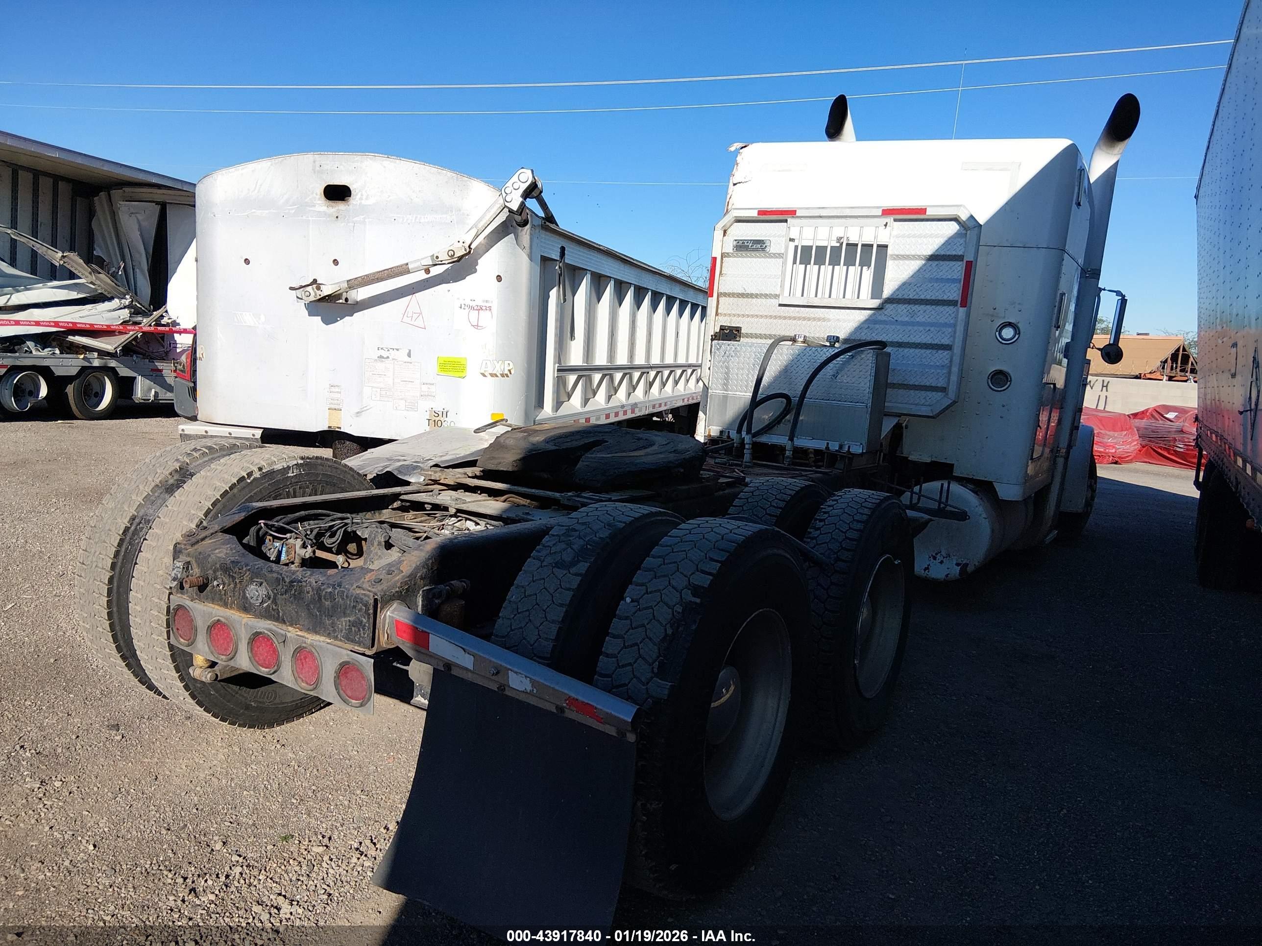PETERBILT 379 image 4