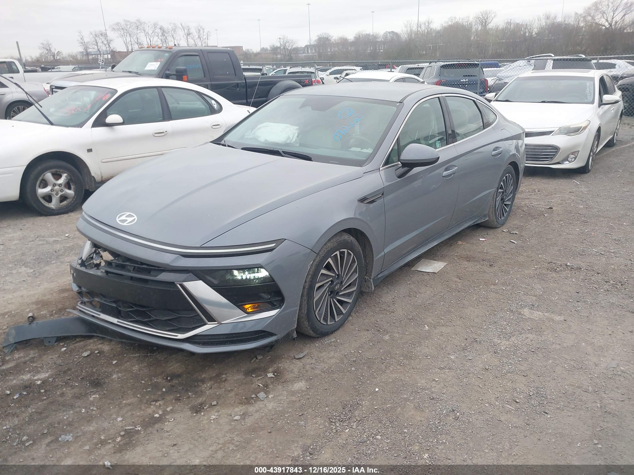 HYUNDAI SONATA image 2