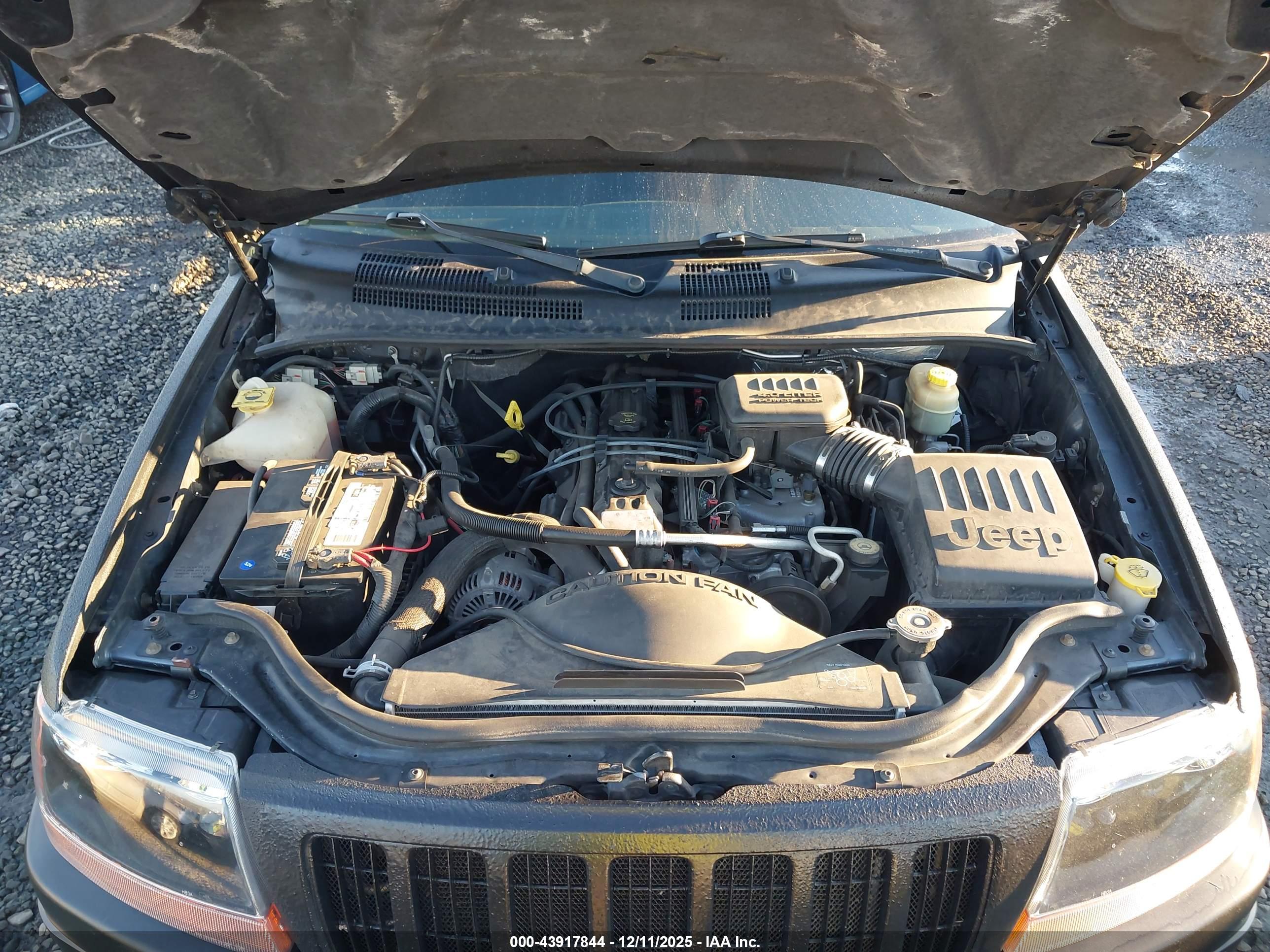JEEP GRAND image 10