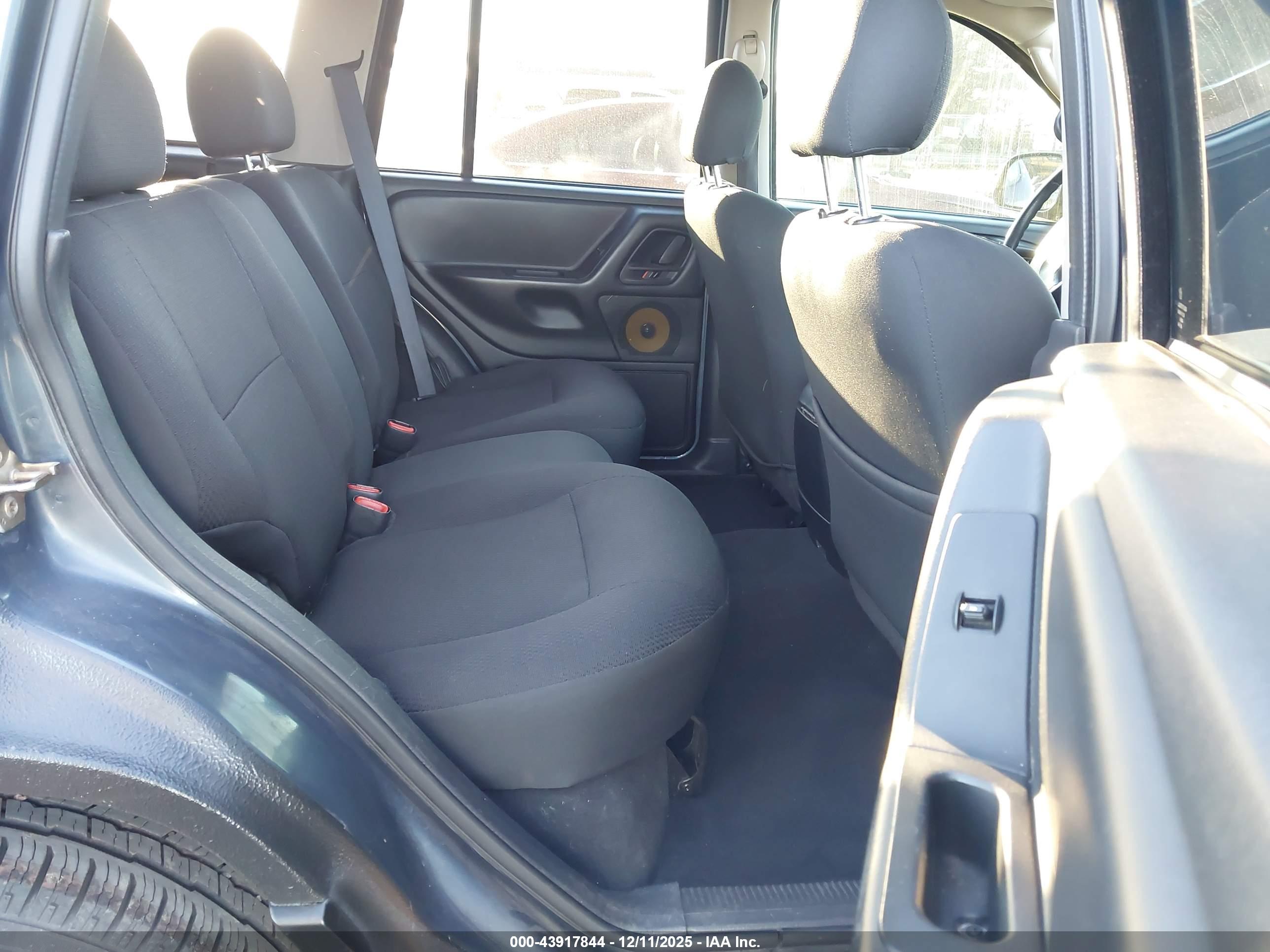 JEEP GRAND image 8