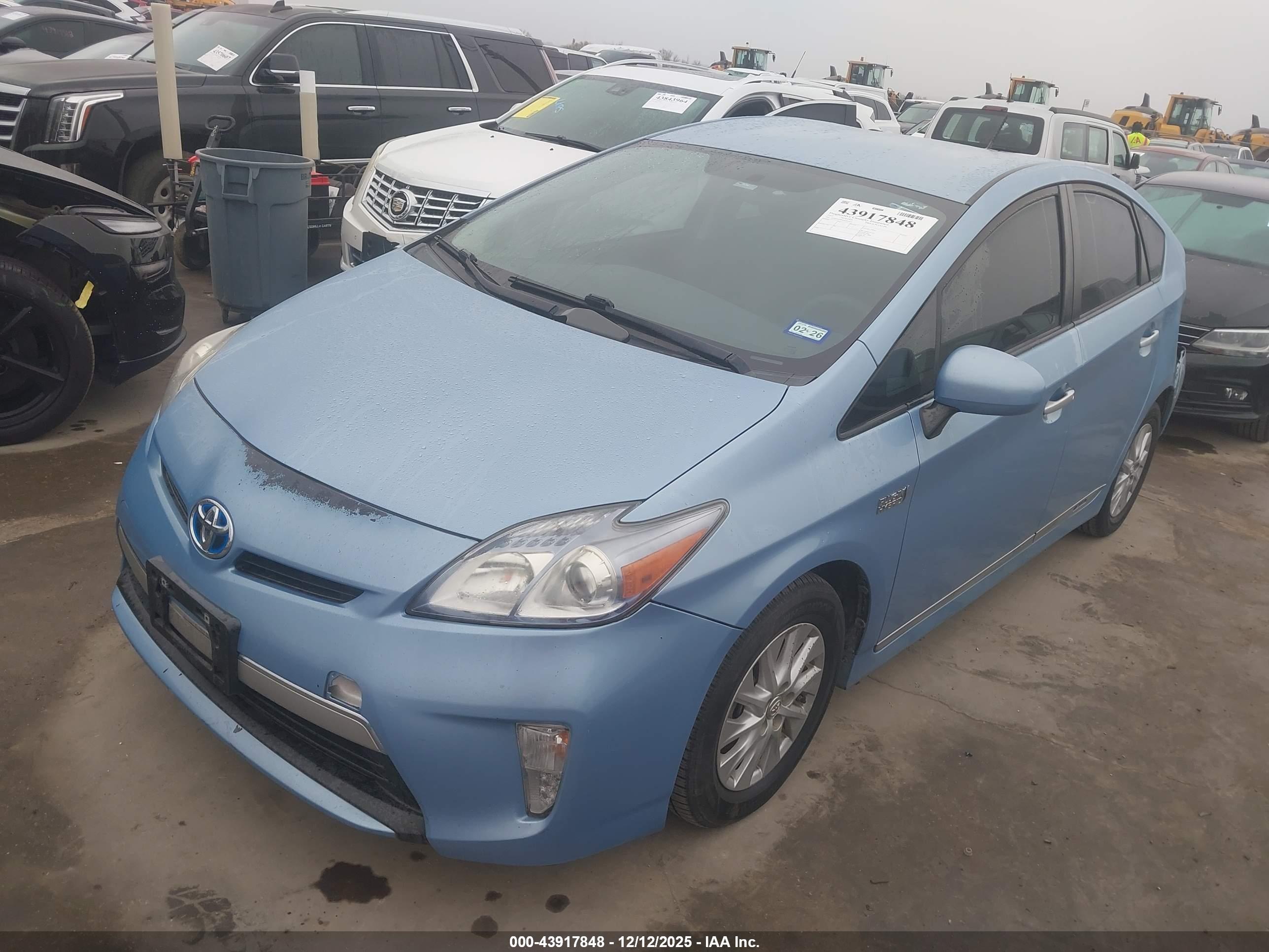 TOYOTA PRIUS image 2