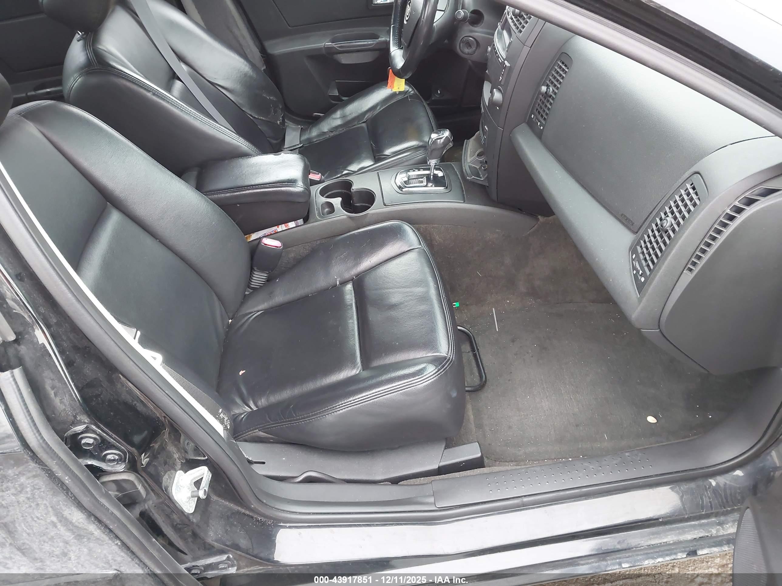CADILLAC CTS image 5