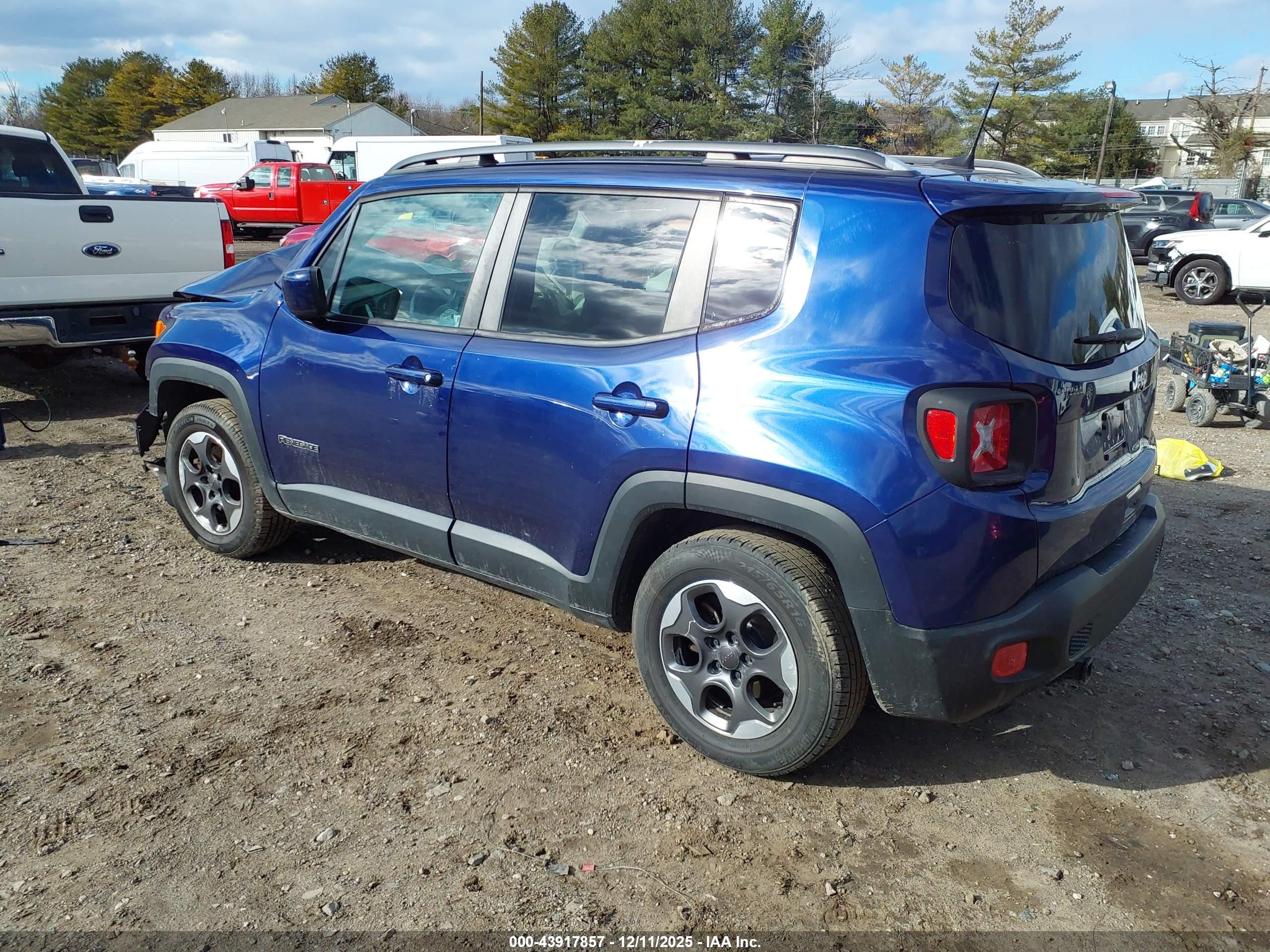 JEEP RENEGADE image 3