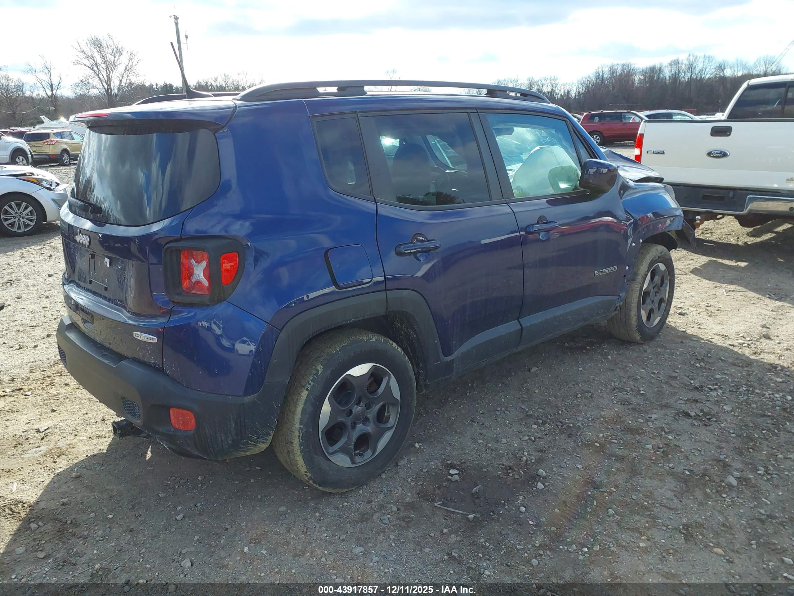 JEEP RENEGADE image 4