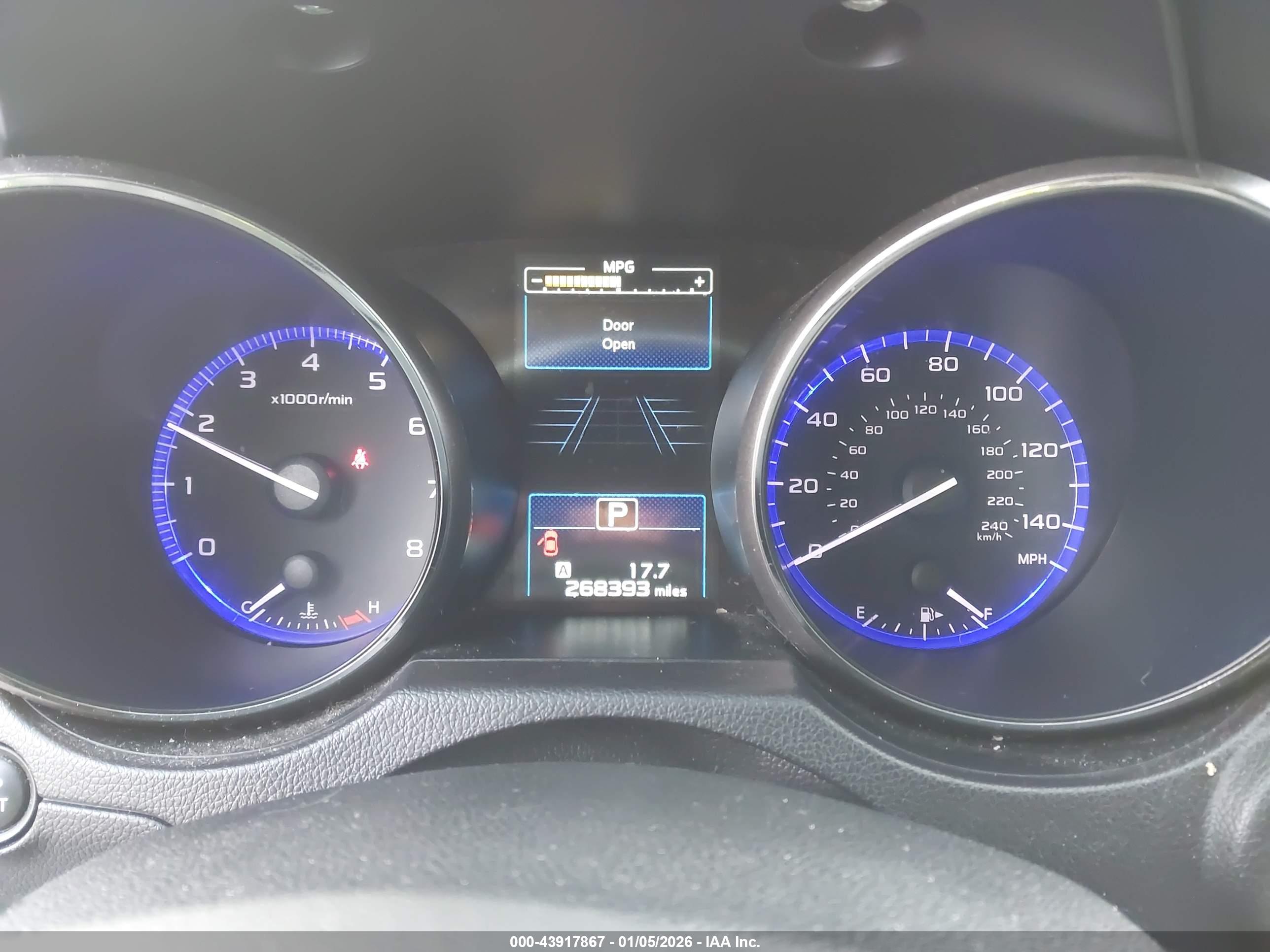 SUBARU OUTBACK image 7