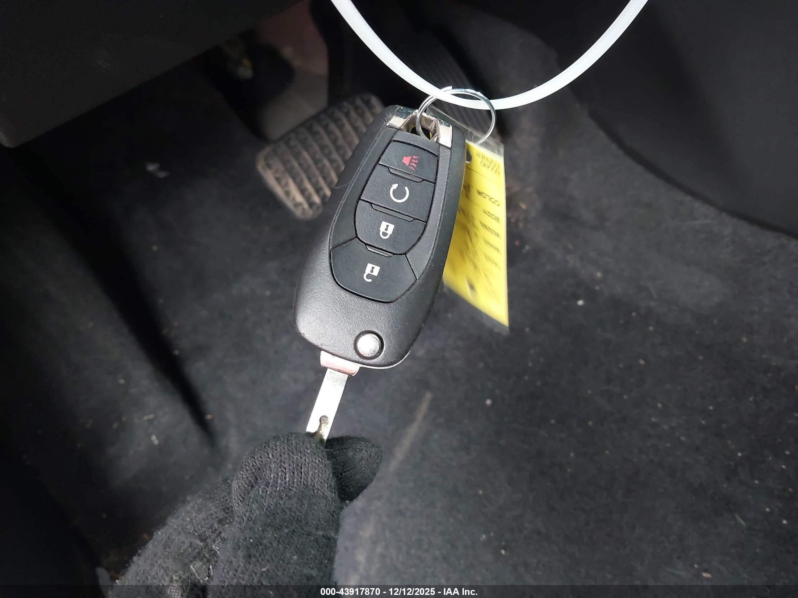 CHEVROLET TRAX image 11