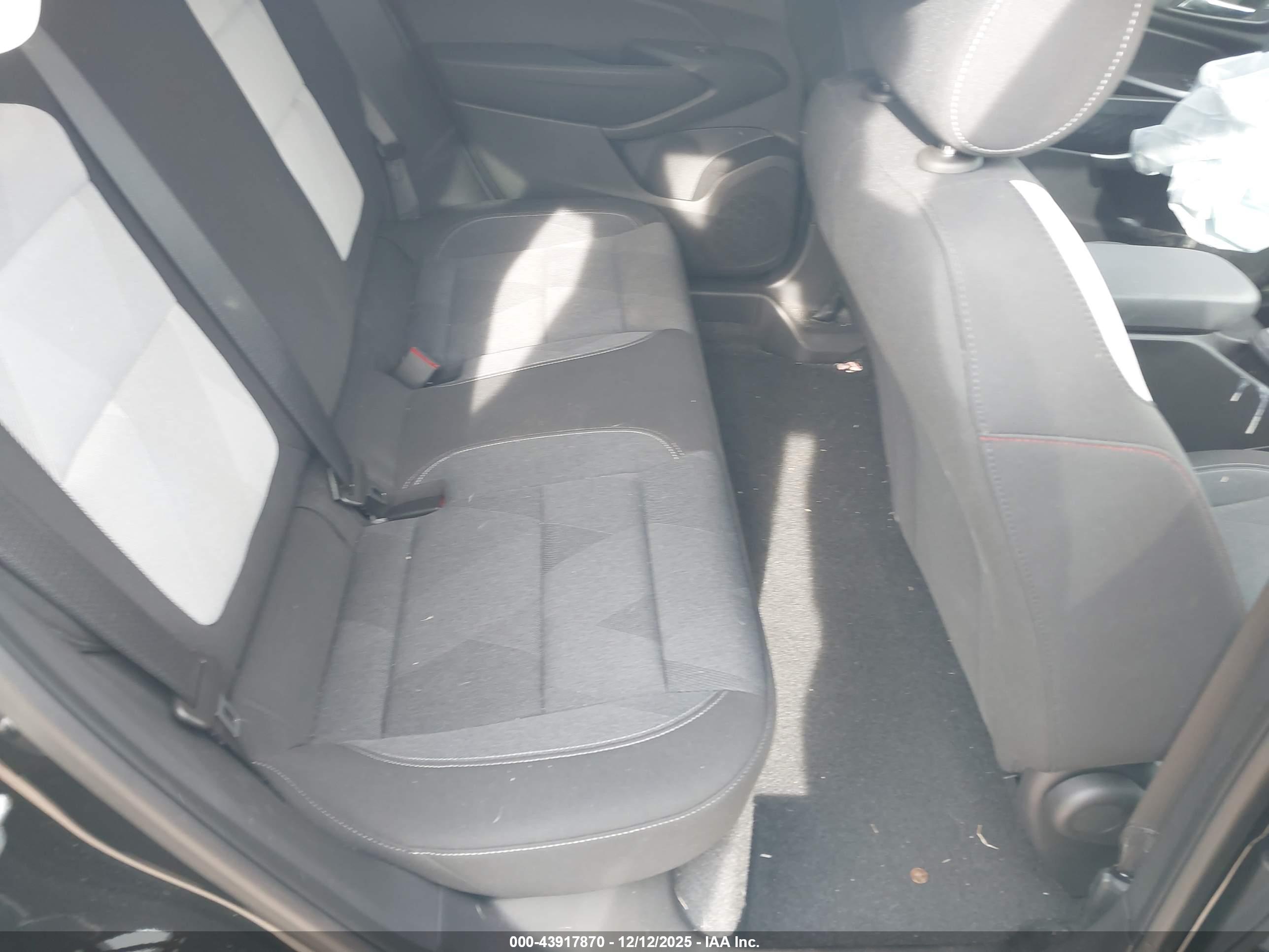 CHEVROLET TRAX image 8