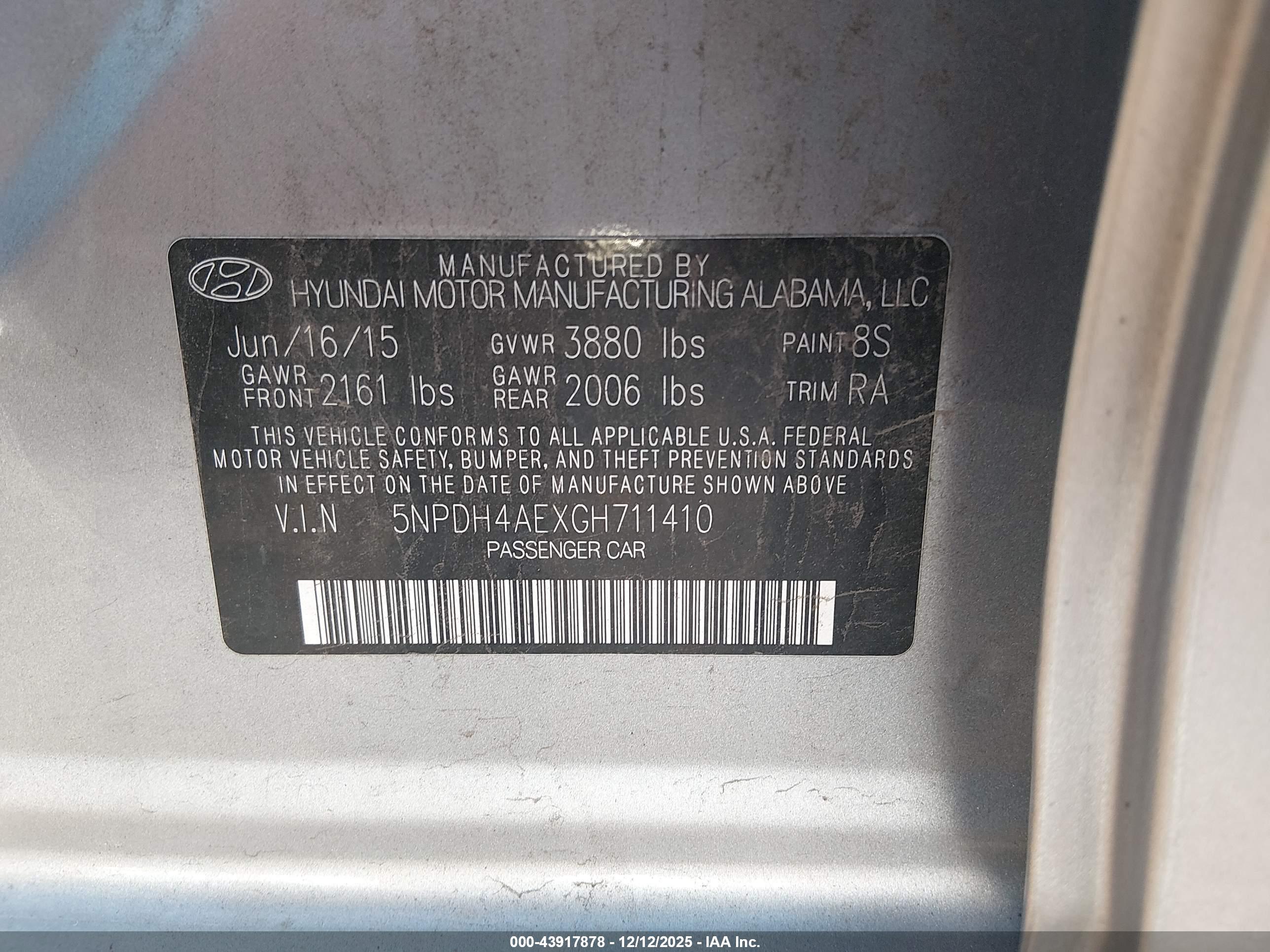 HYUNDAI ELANTRA image 9