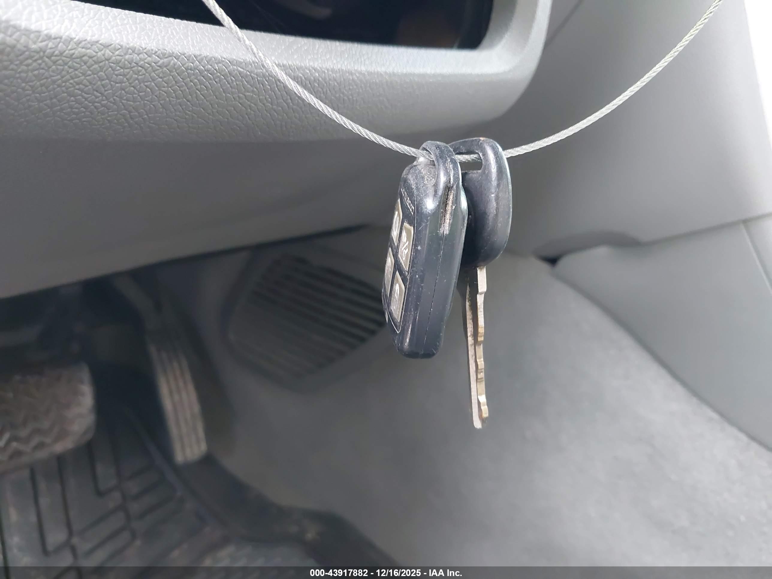 CHEVROLET TRAVERSE image 11