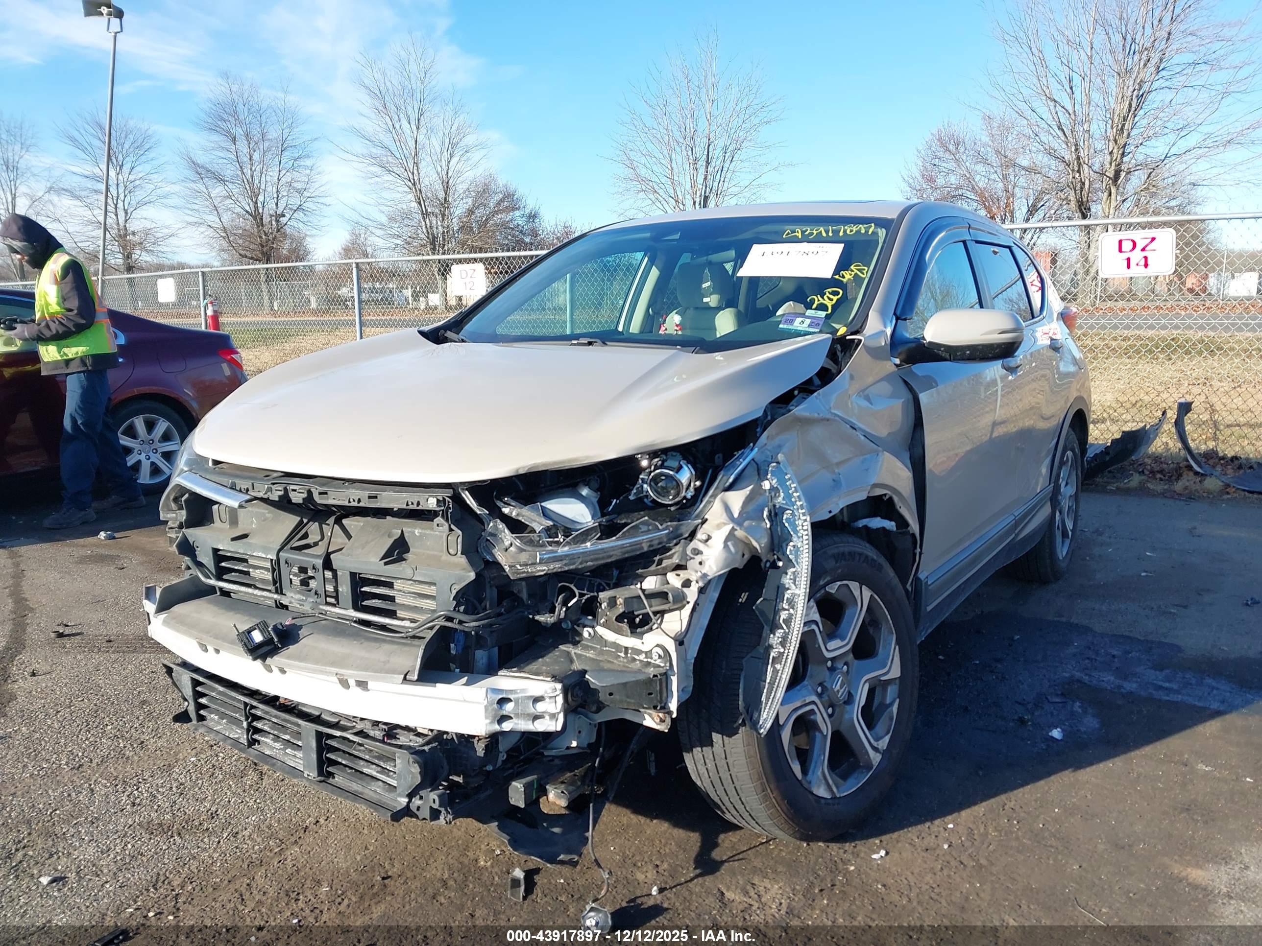 HONDA CR-V image 2
