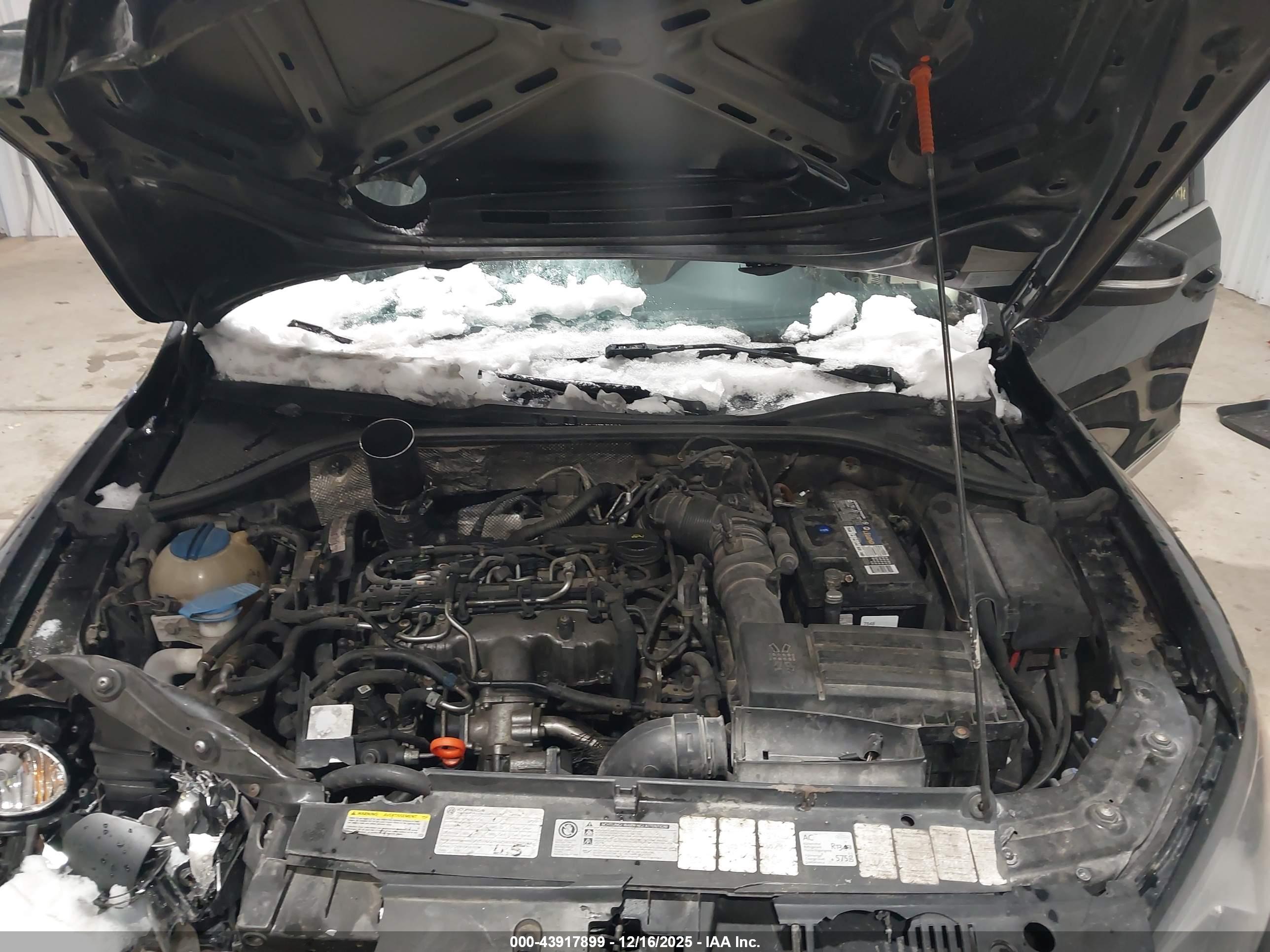 VOLKSWAGEN PASSAT image 10