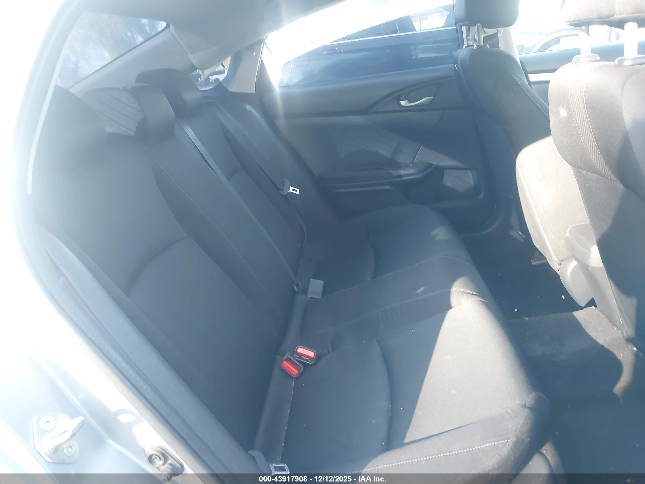 HONDA CIVIC image 8