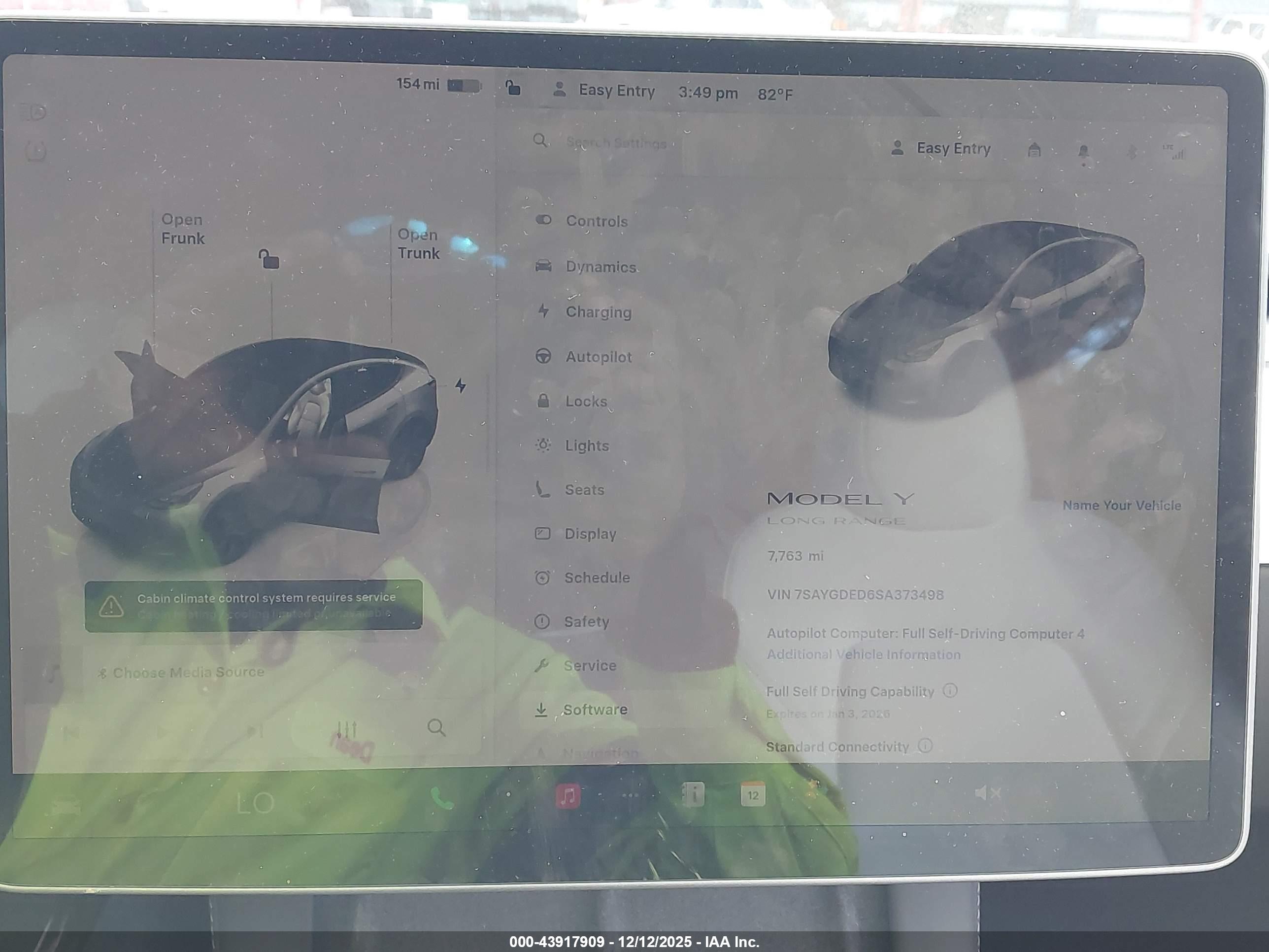 TESLA MODEL image 7