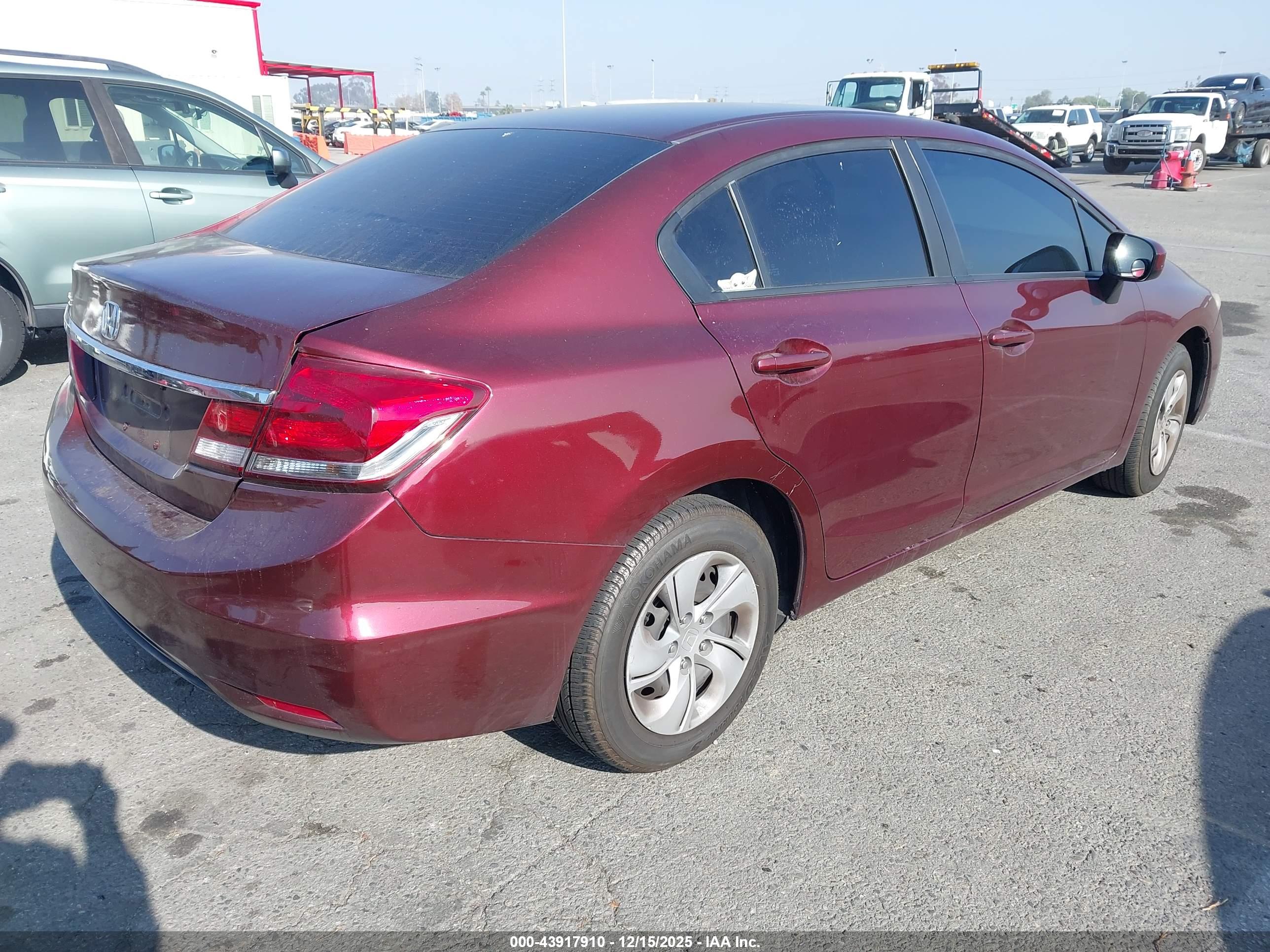 HONDA CIVIC image 4