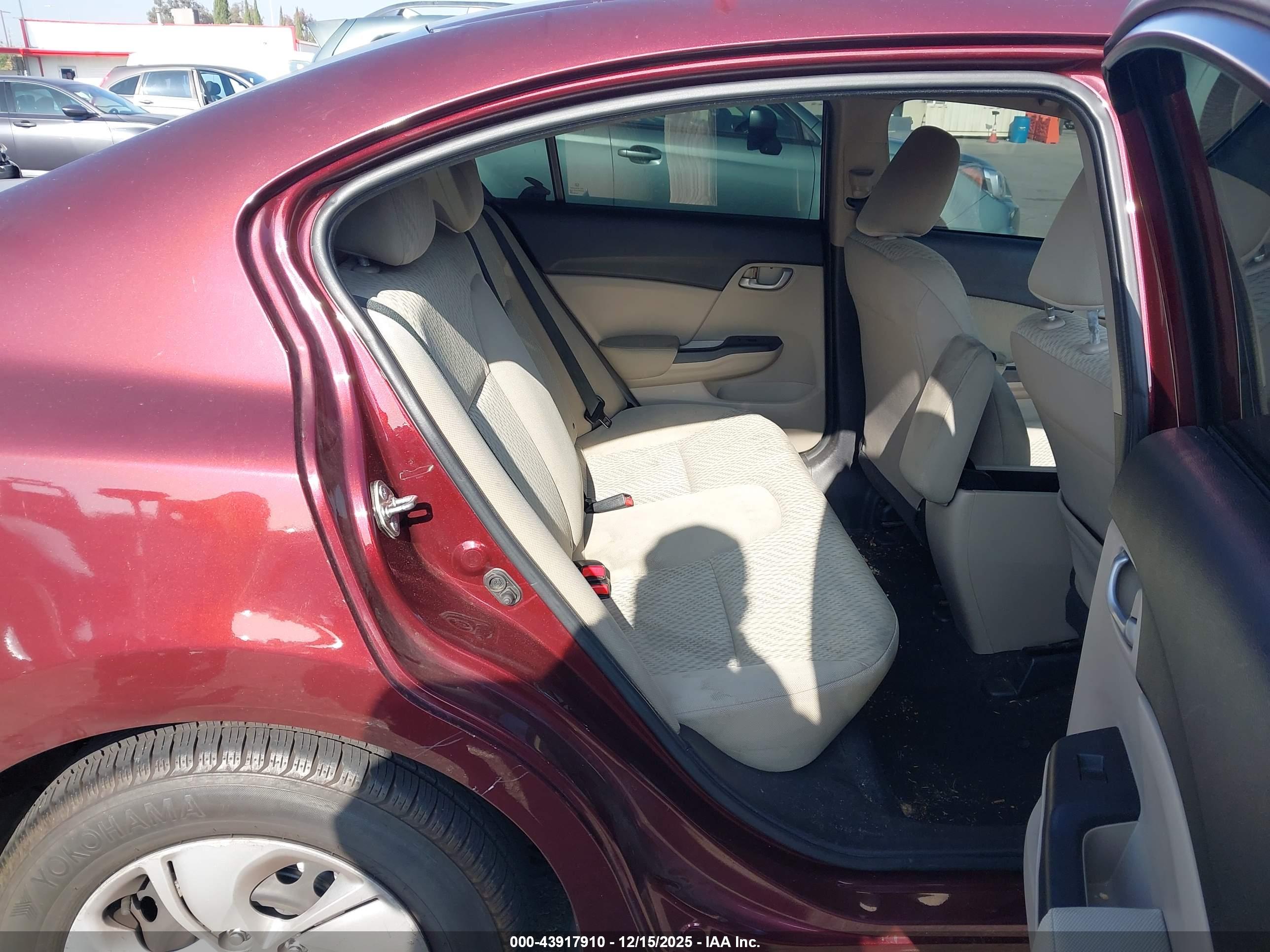 HONDA CIVIC image 8