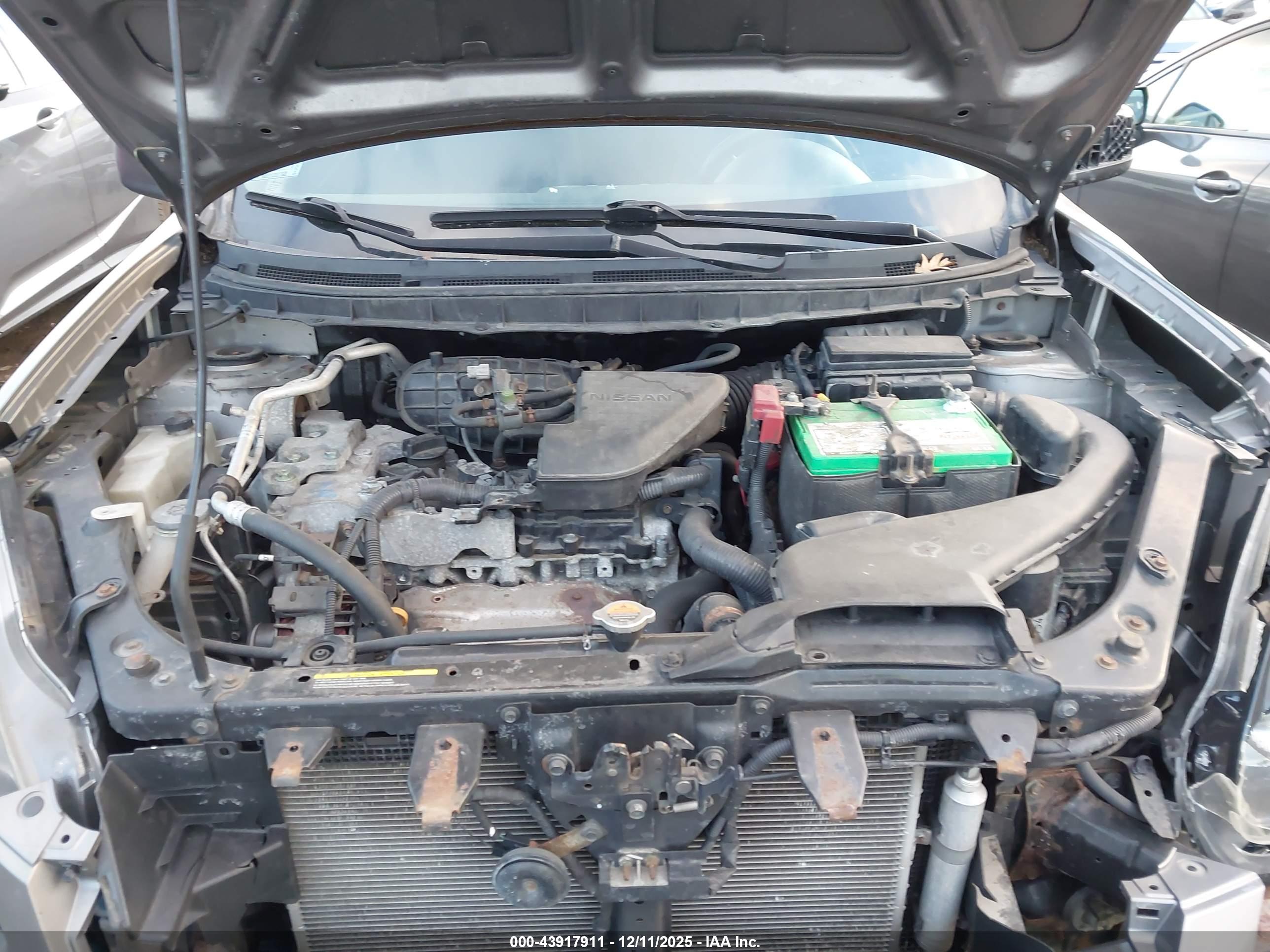 NISSAN ROGUE image 10