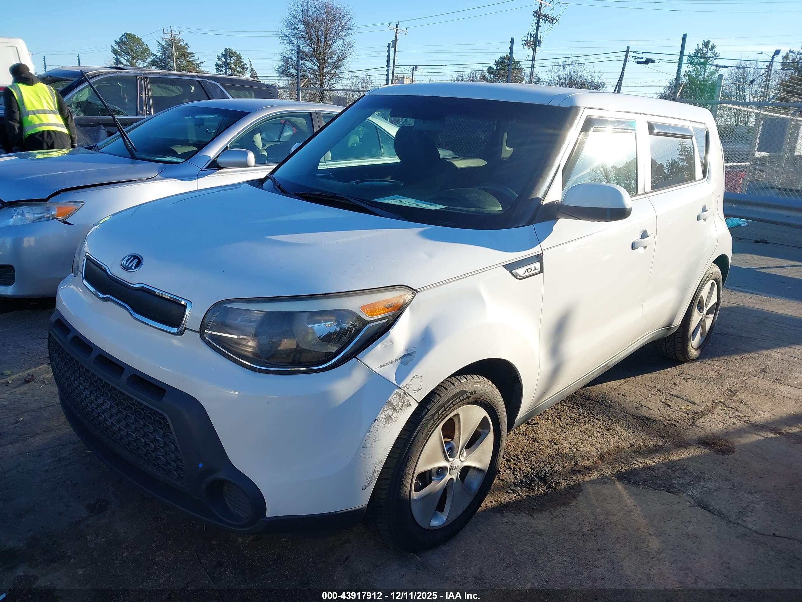 KIA SOUL image 2