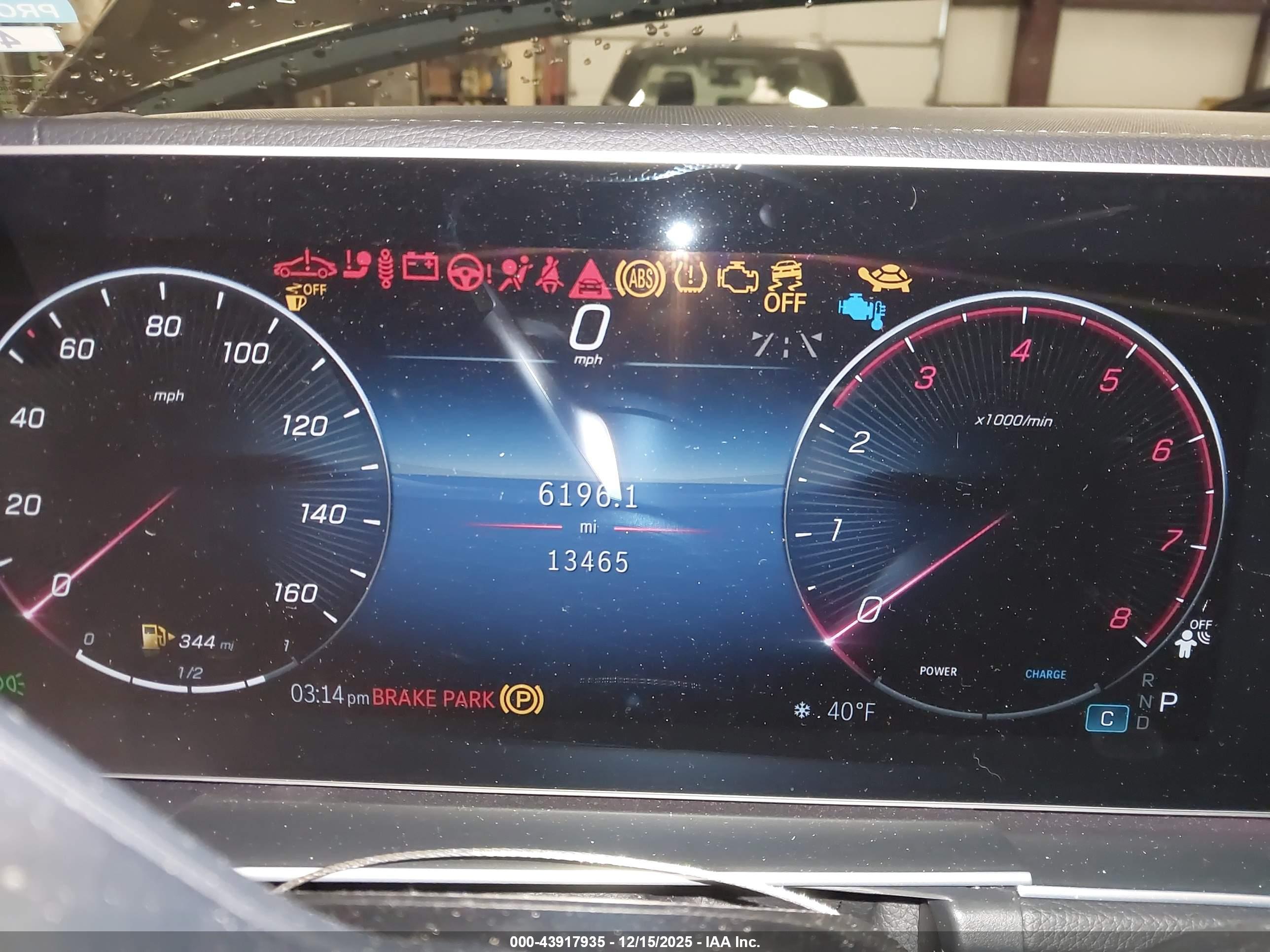 MERCEDES-BENZ GLS image 7