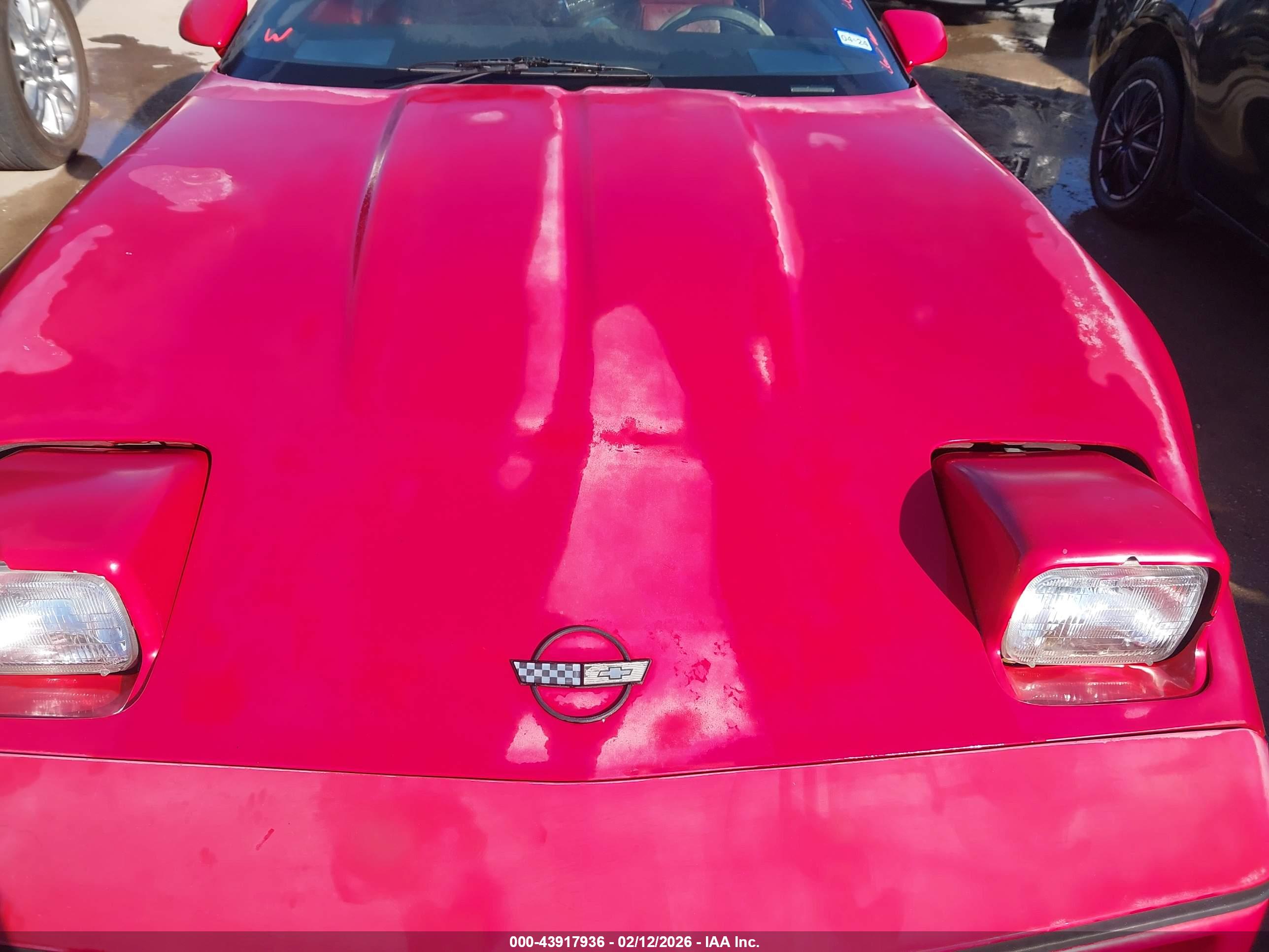 CHEVROLET CORVETTE image 10