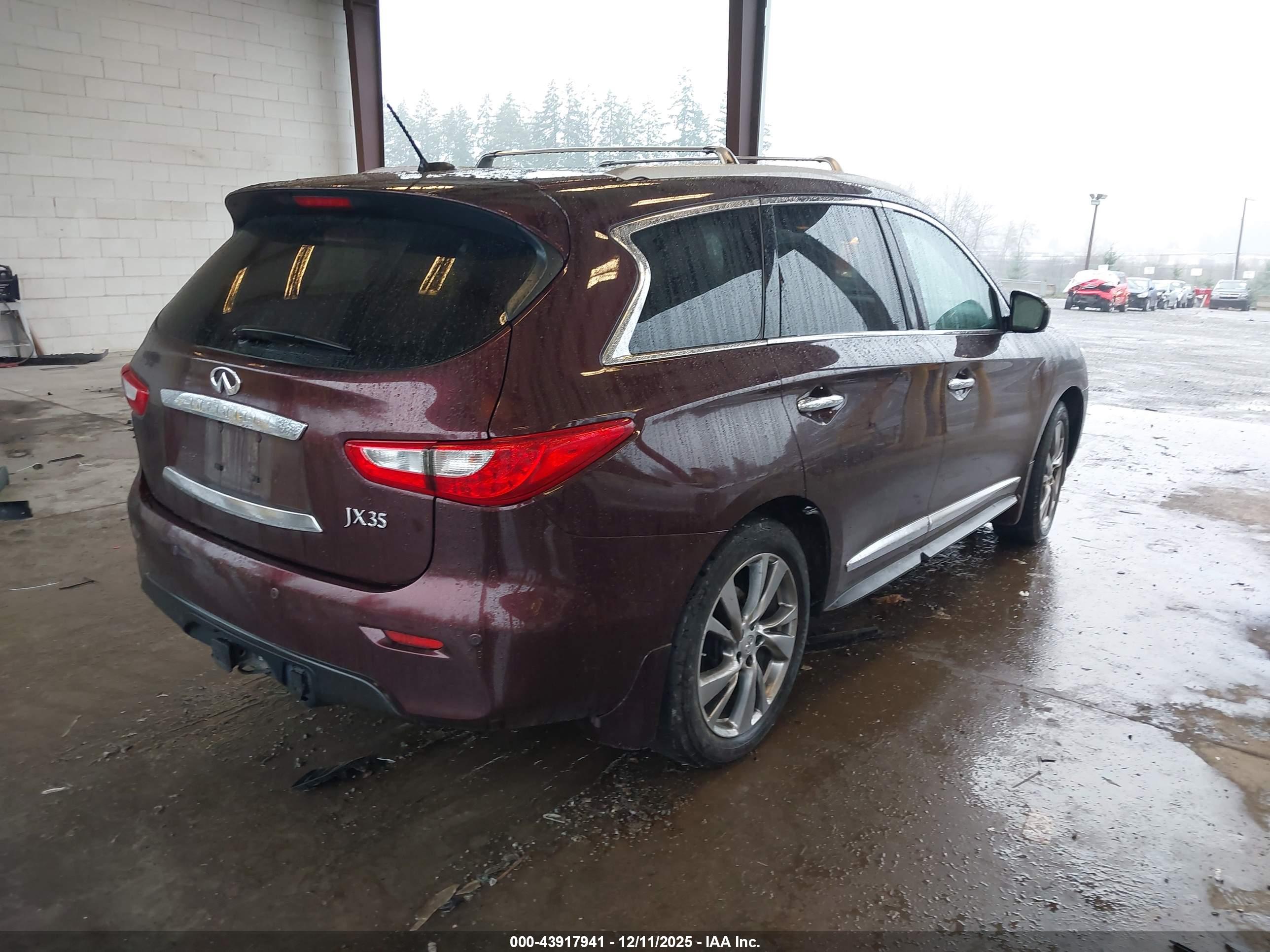 INFINITI JX35 image 4