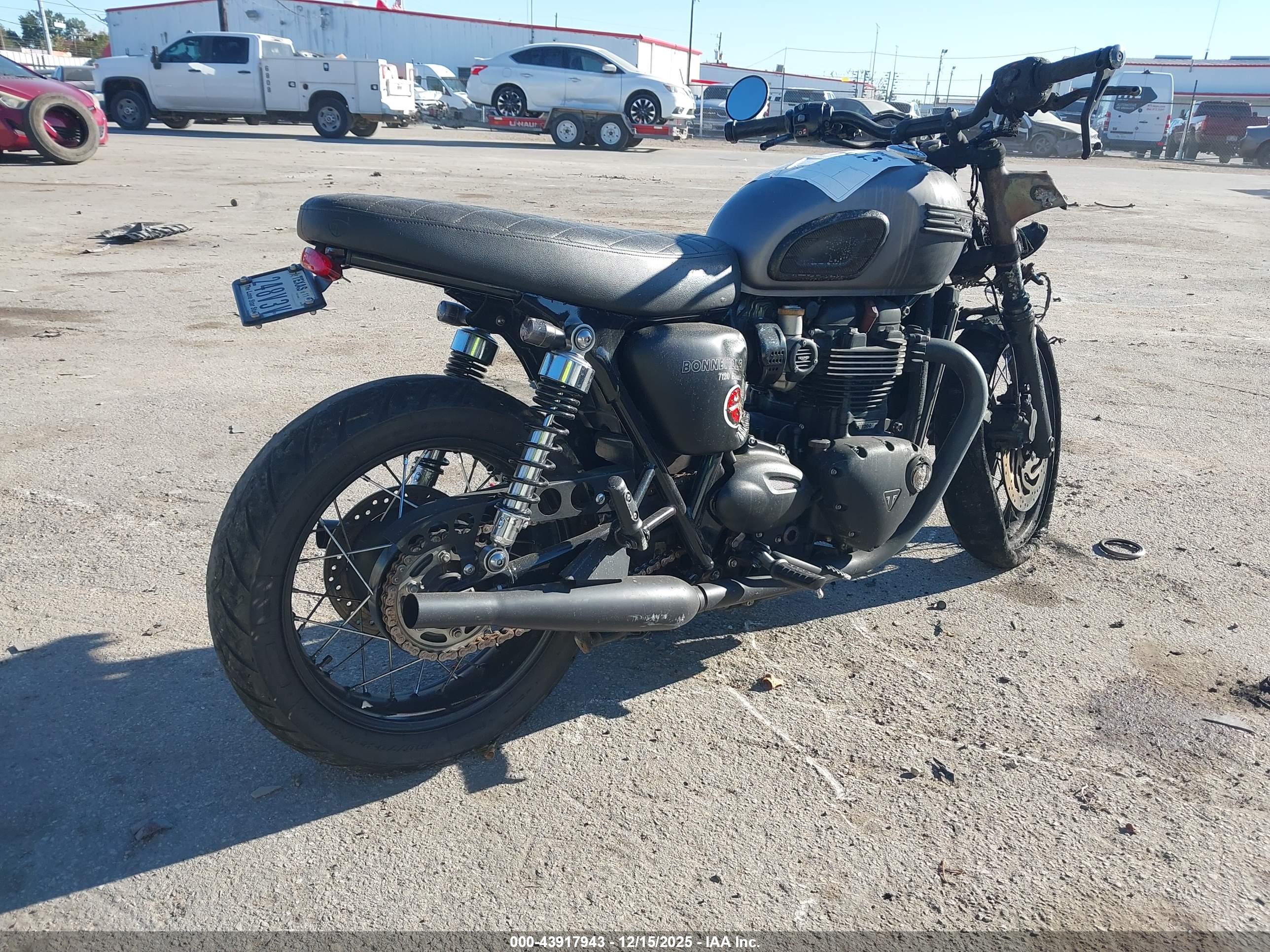 TRIUMPH MOTORCYCLE image 4