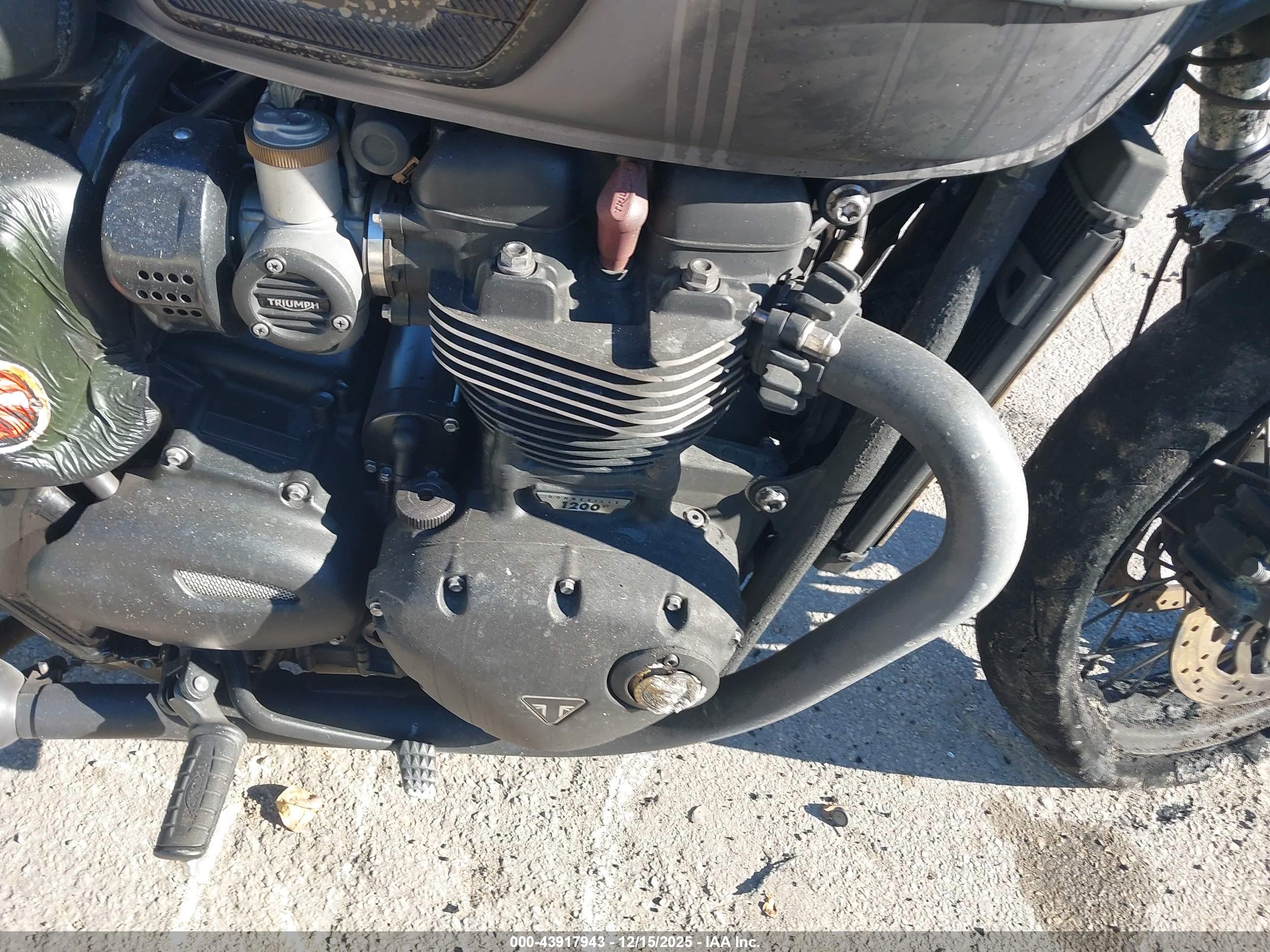 TRIUMPH MOTORCYCLE image 8