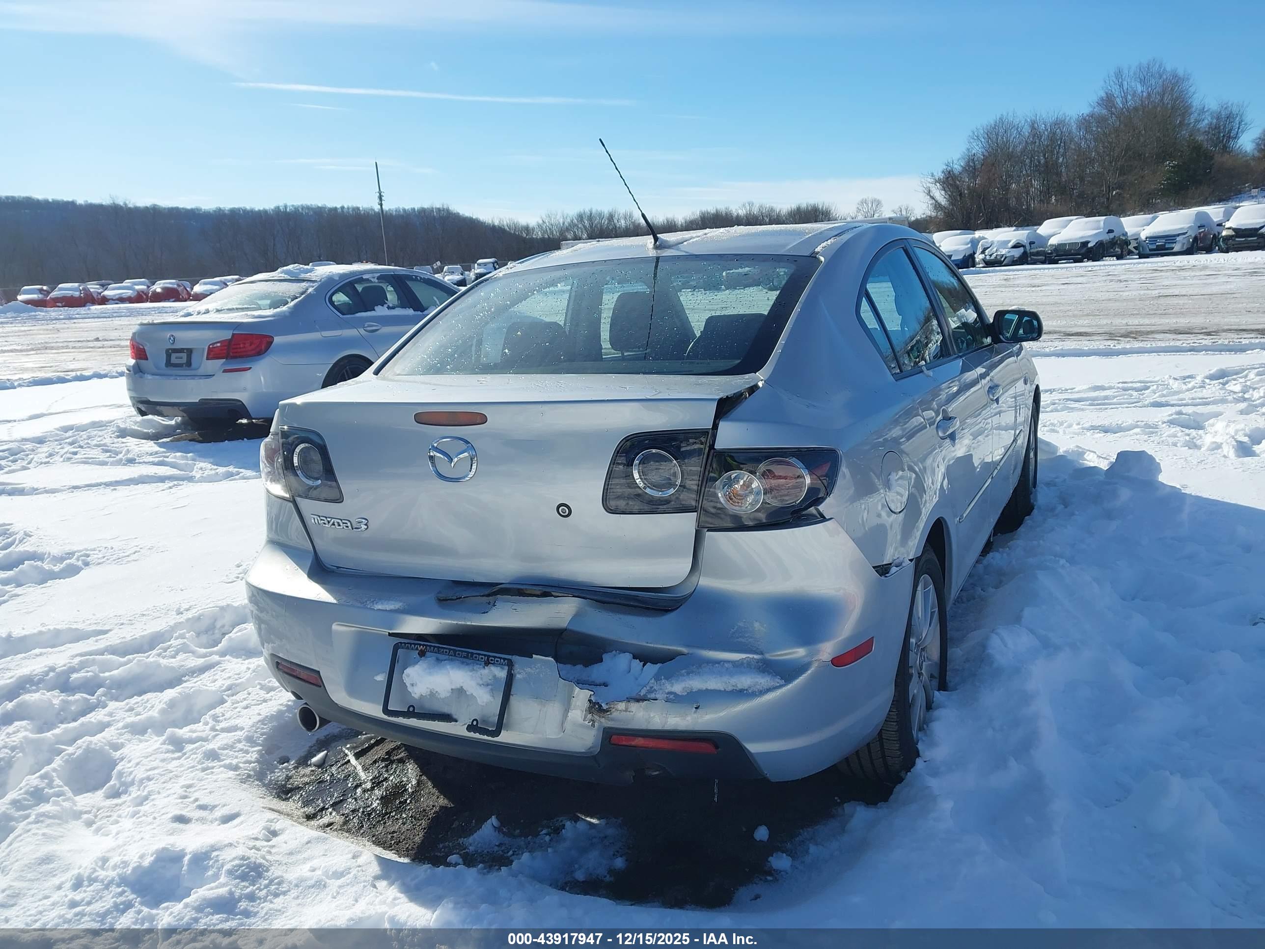 MAZDA MAZDA3 image 6