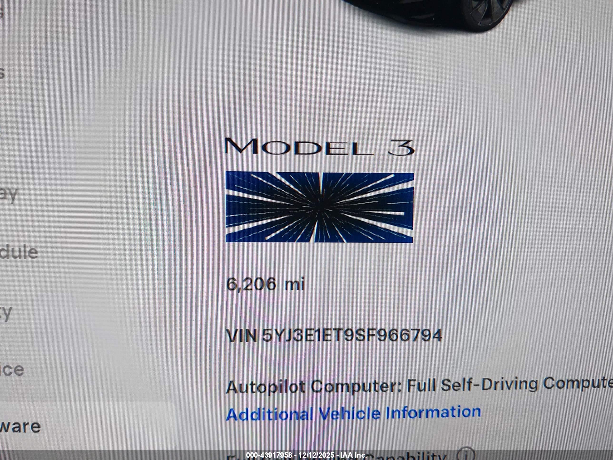 TESLA MODEL image 7