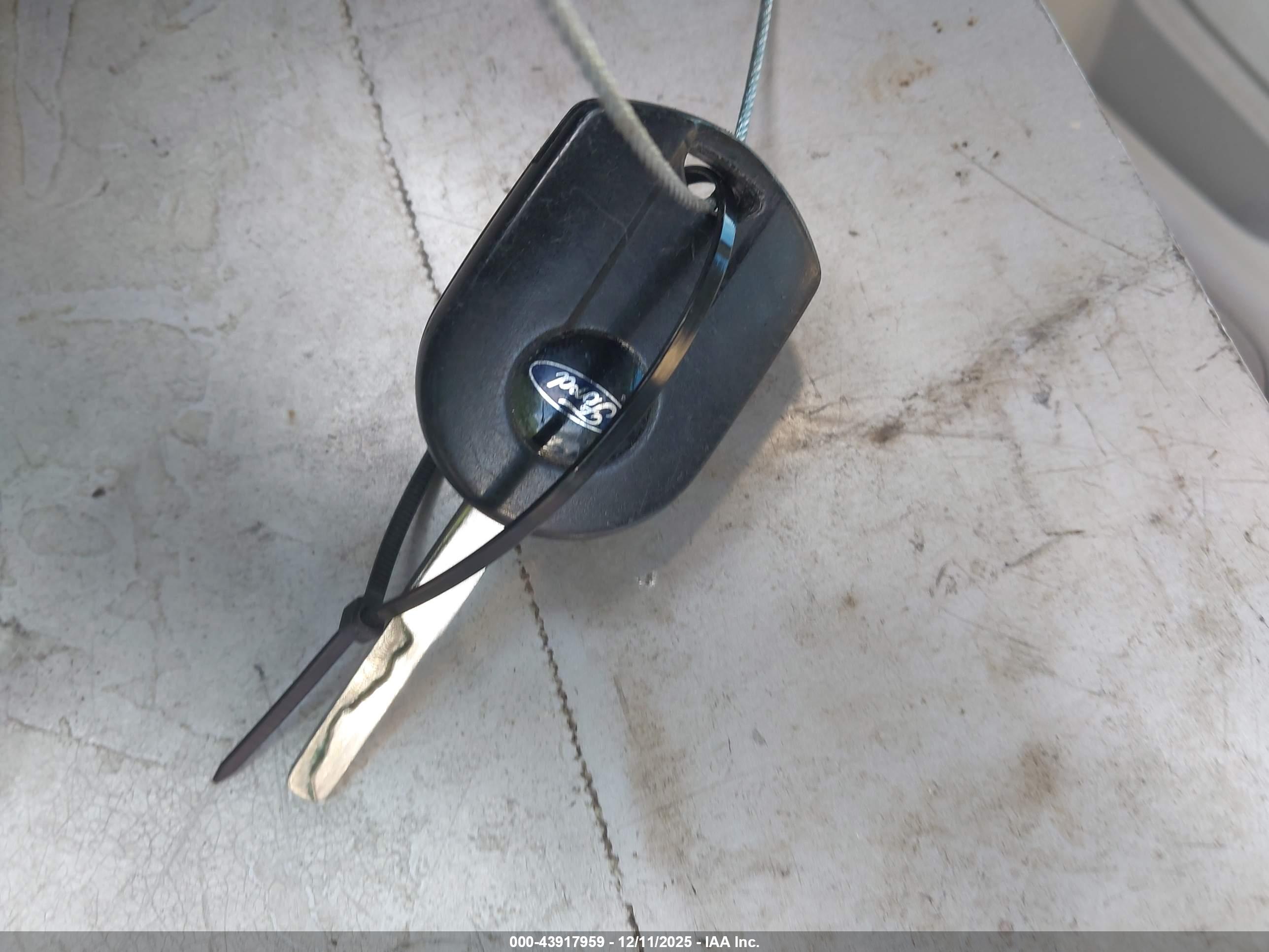 FORD FOCUS image 11