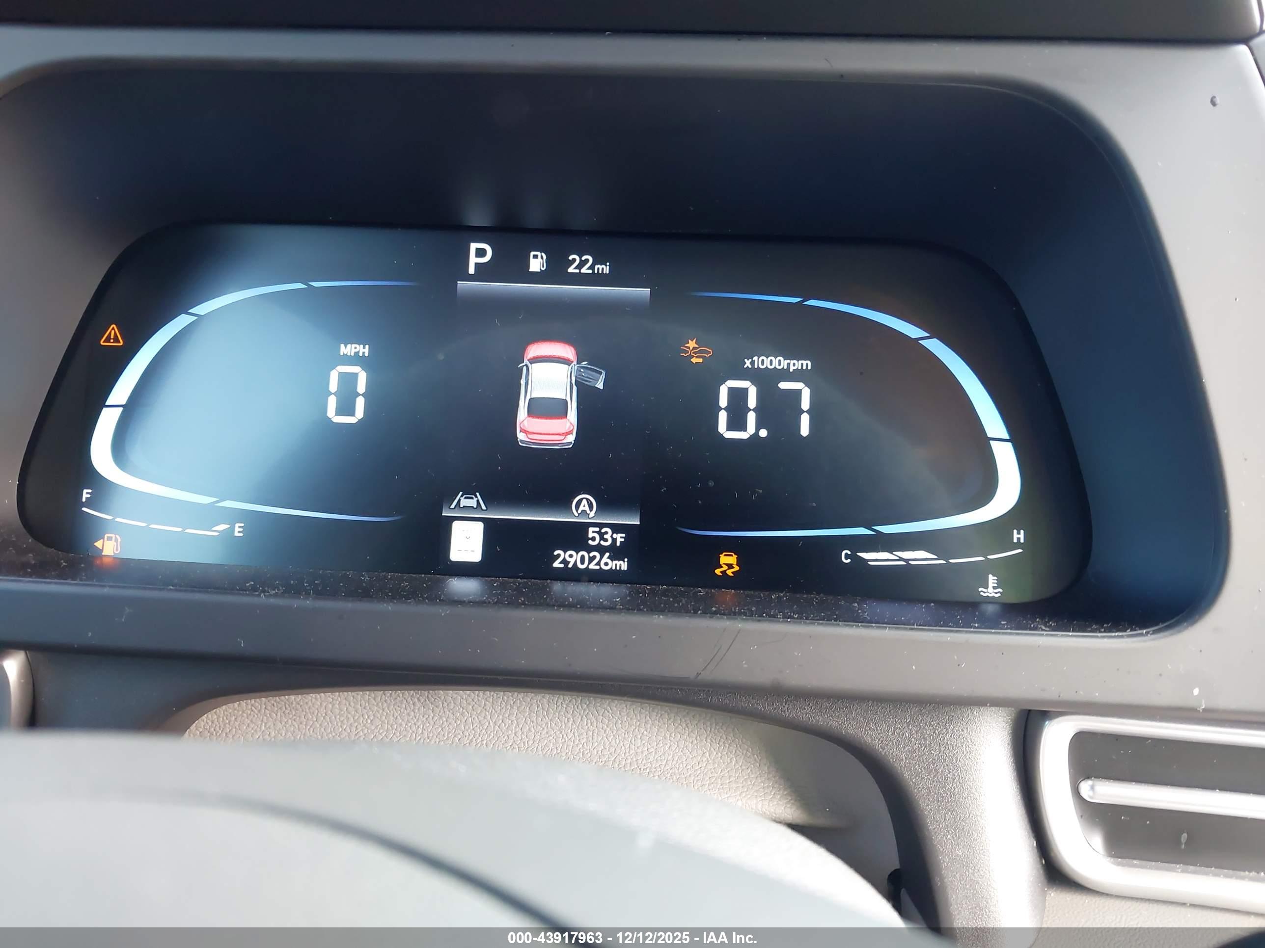 HYUNDAI ELANTRA image 7