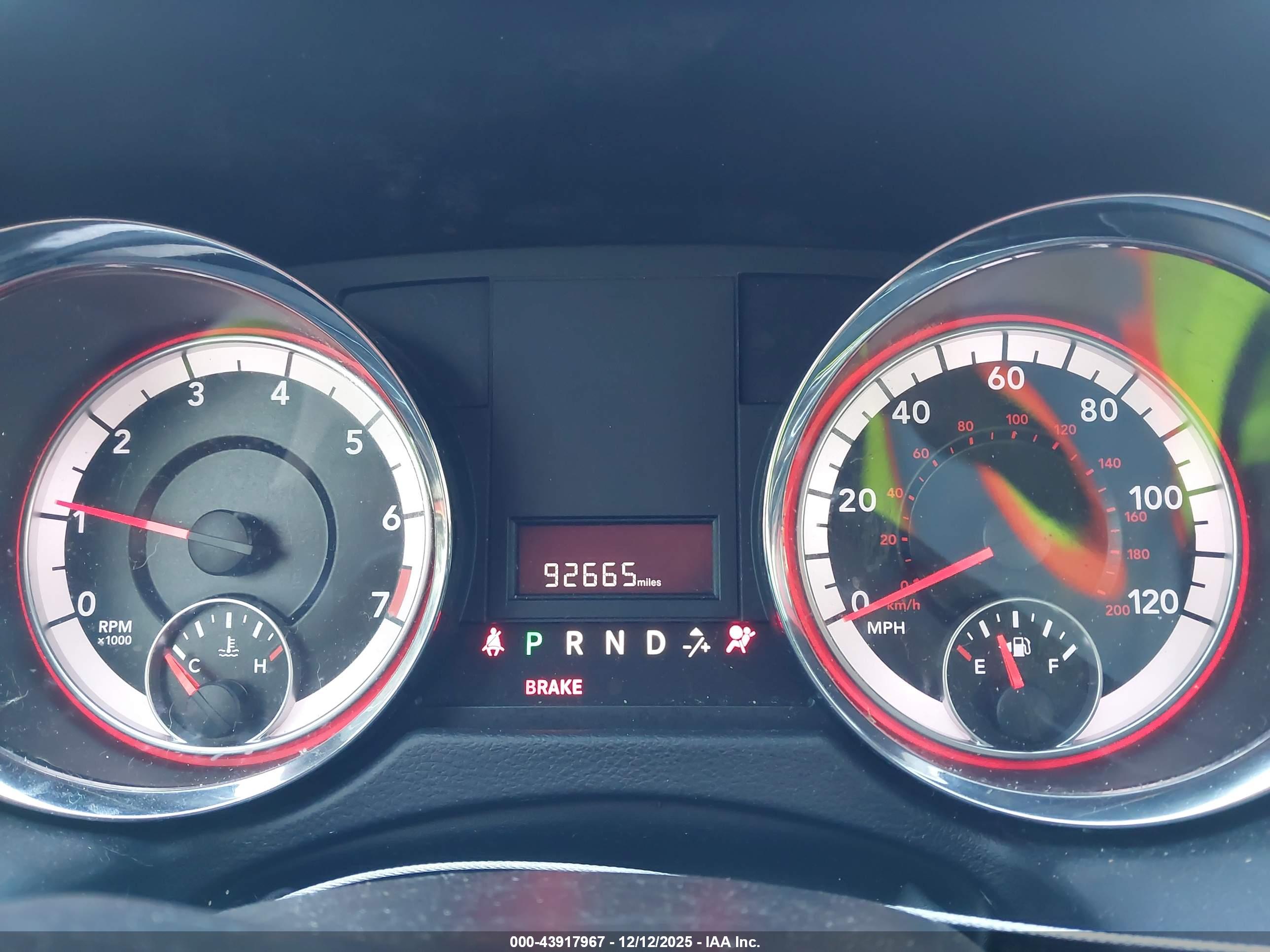 DODGE GRAND image 7