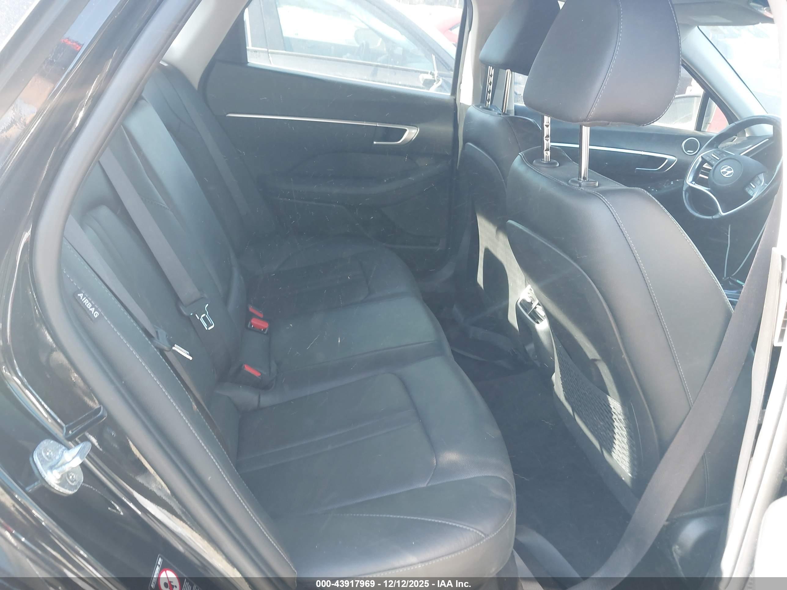 HYUNDAI SONATA image 8