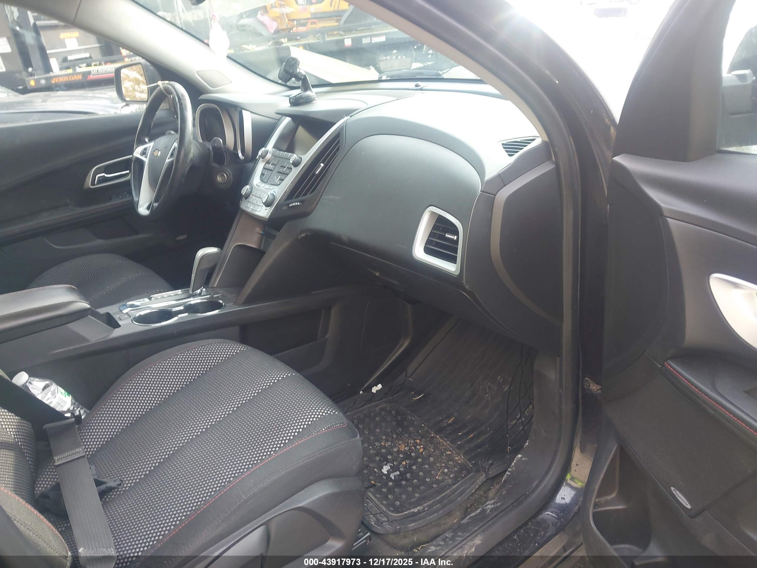 CHEVROLET EQUINOX image 5