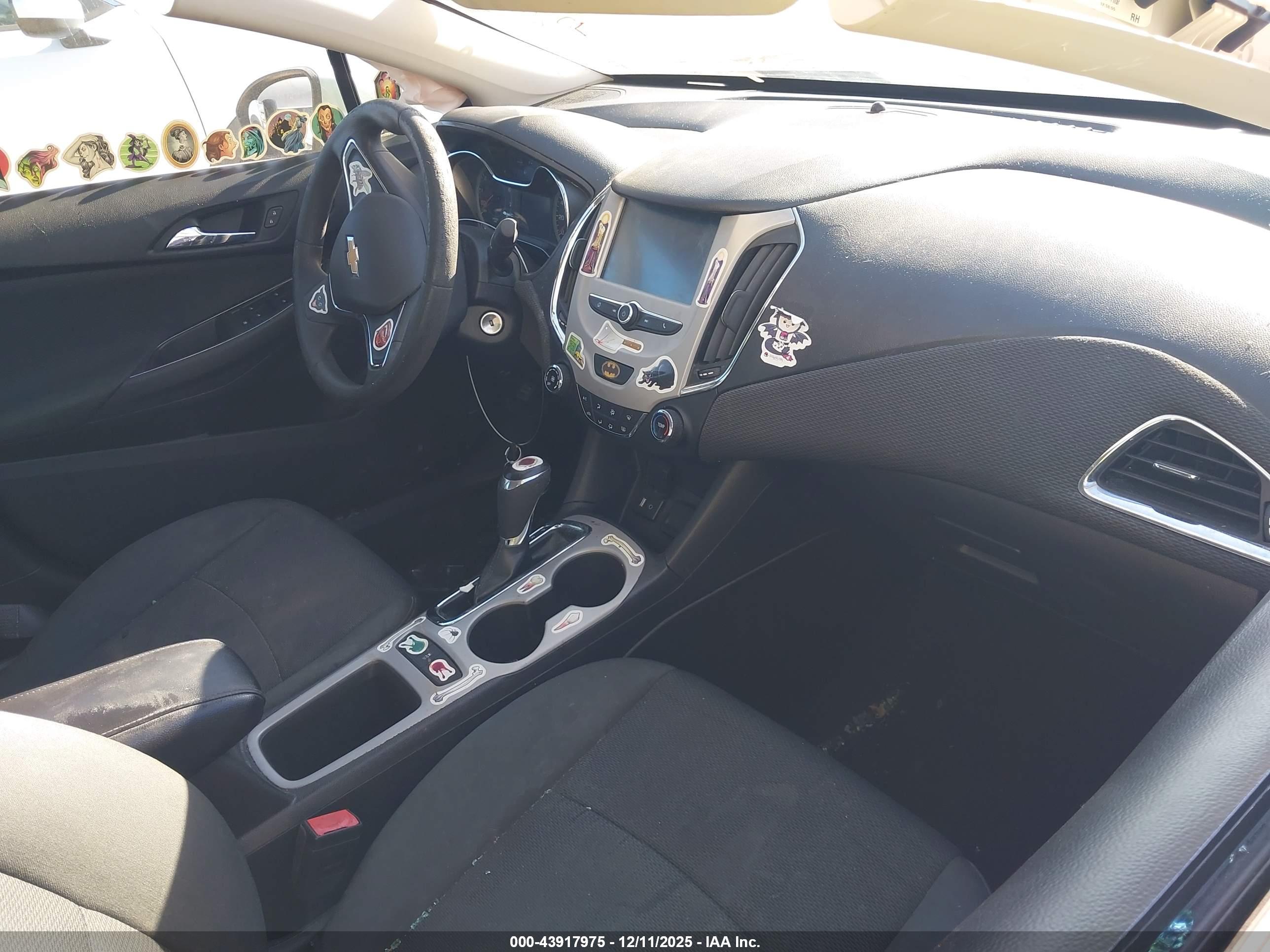 CHEVROLET CRUZE image 5