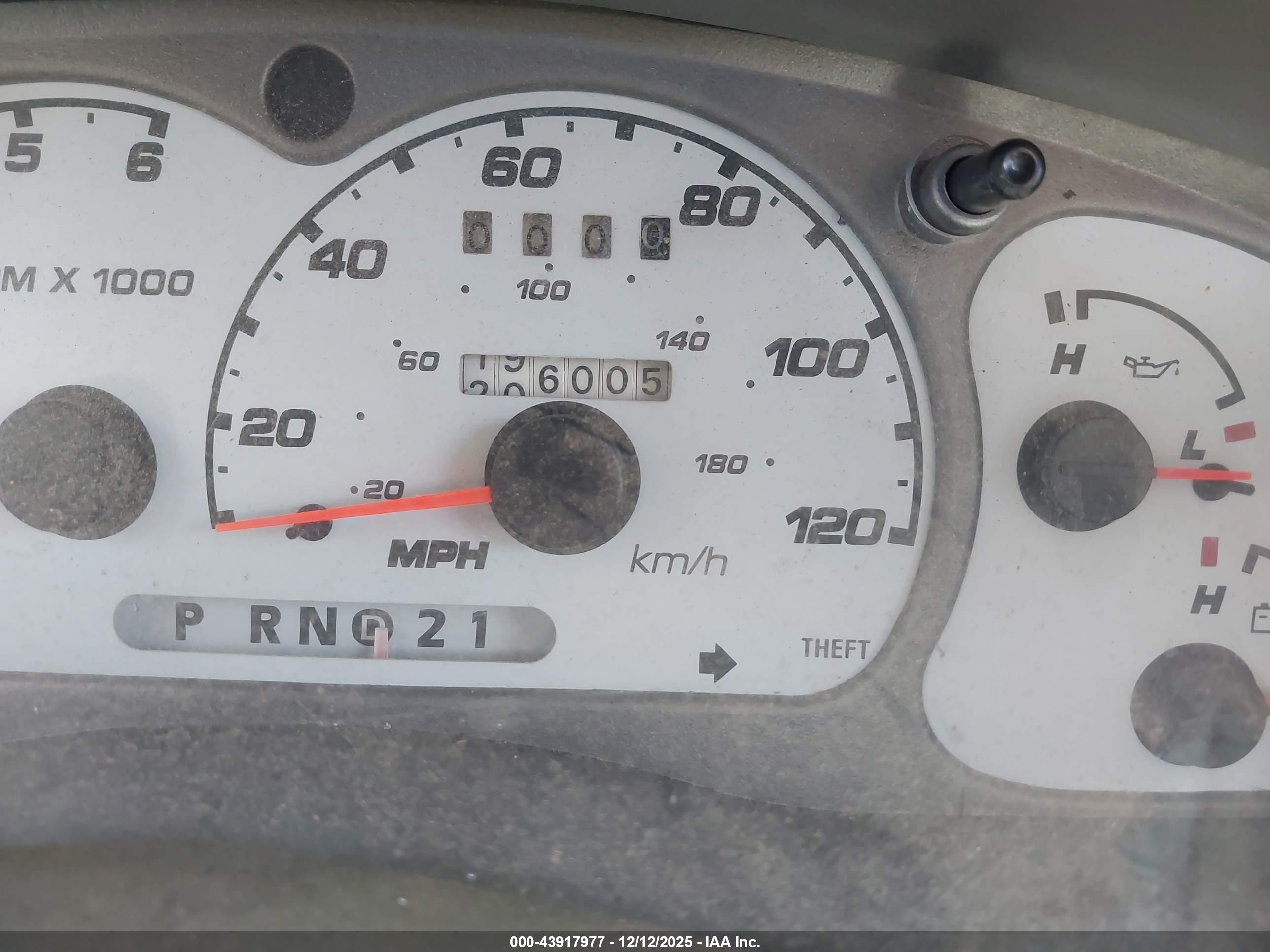 FORD EXPLORER image 7