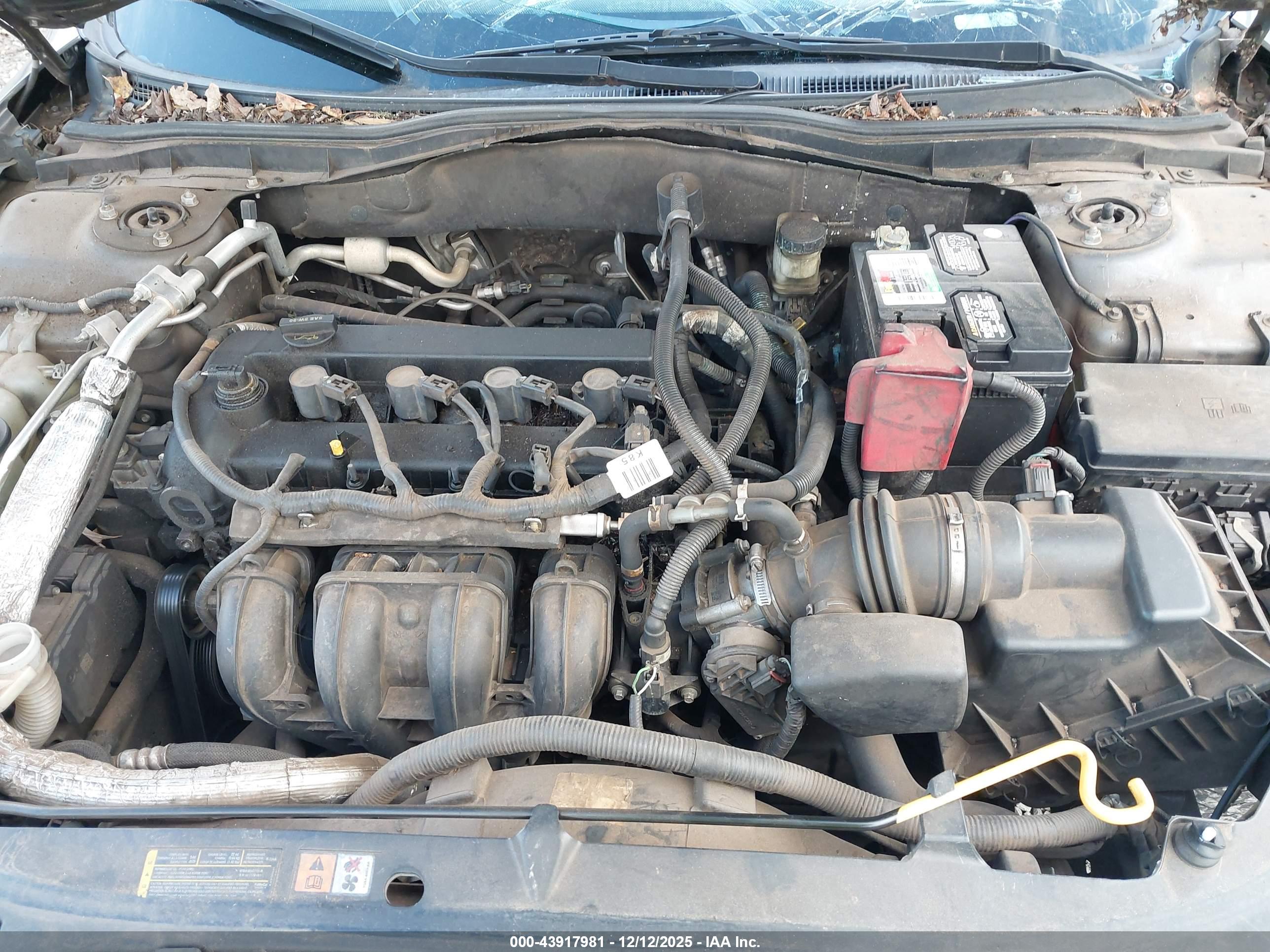 FORD FUSION image 10
