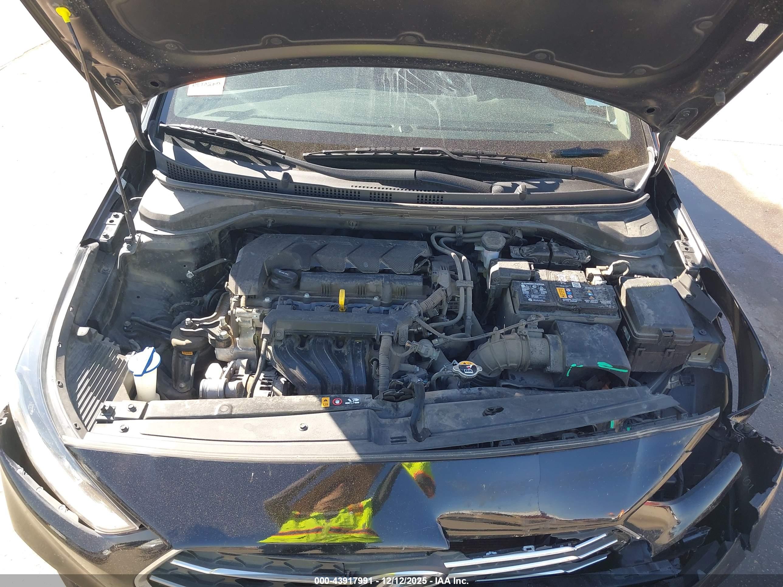 HYUNDAI ACCENT image 10