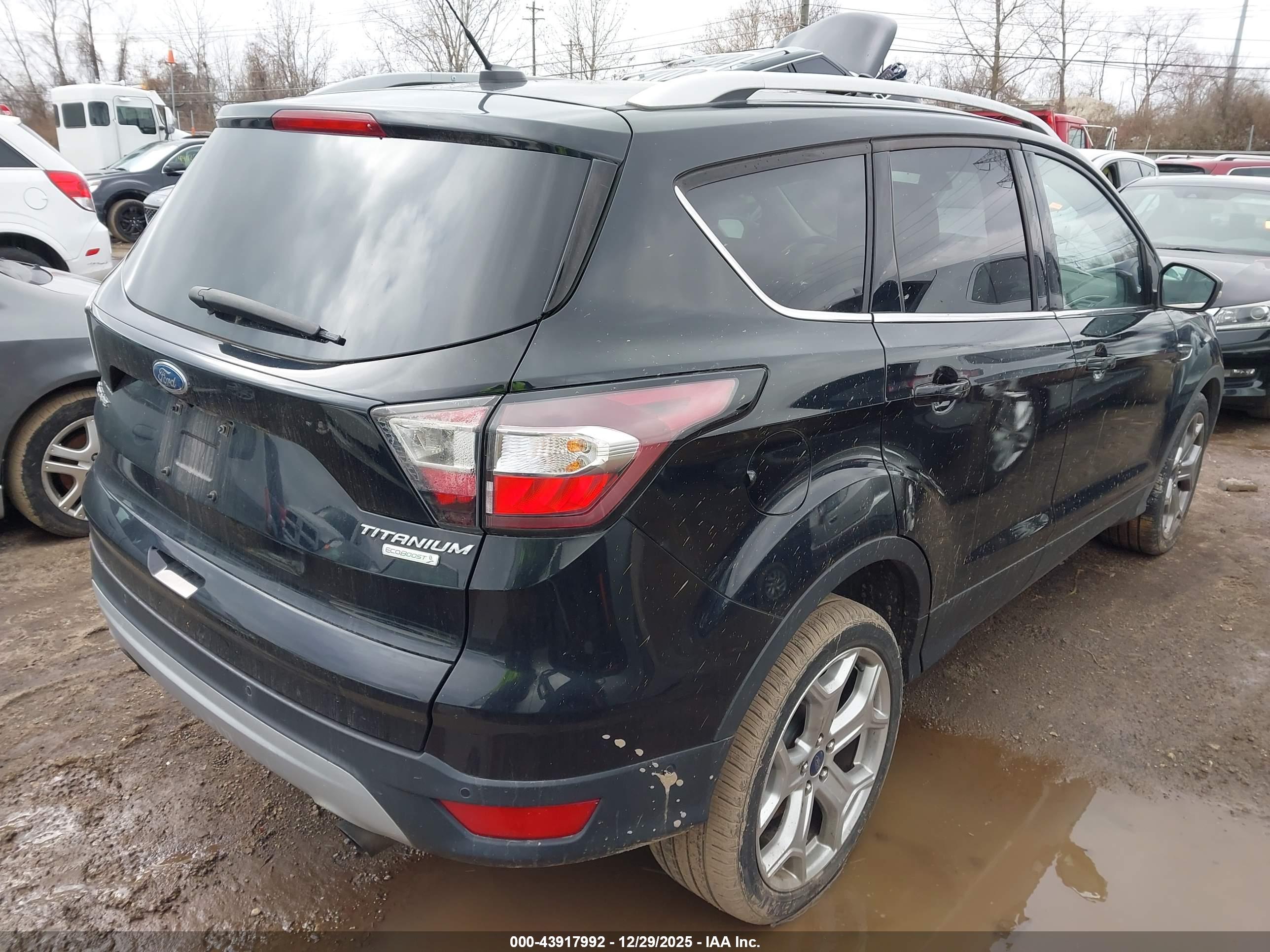 FORD ESCAPE image 4