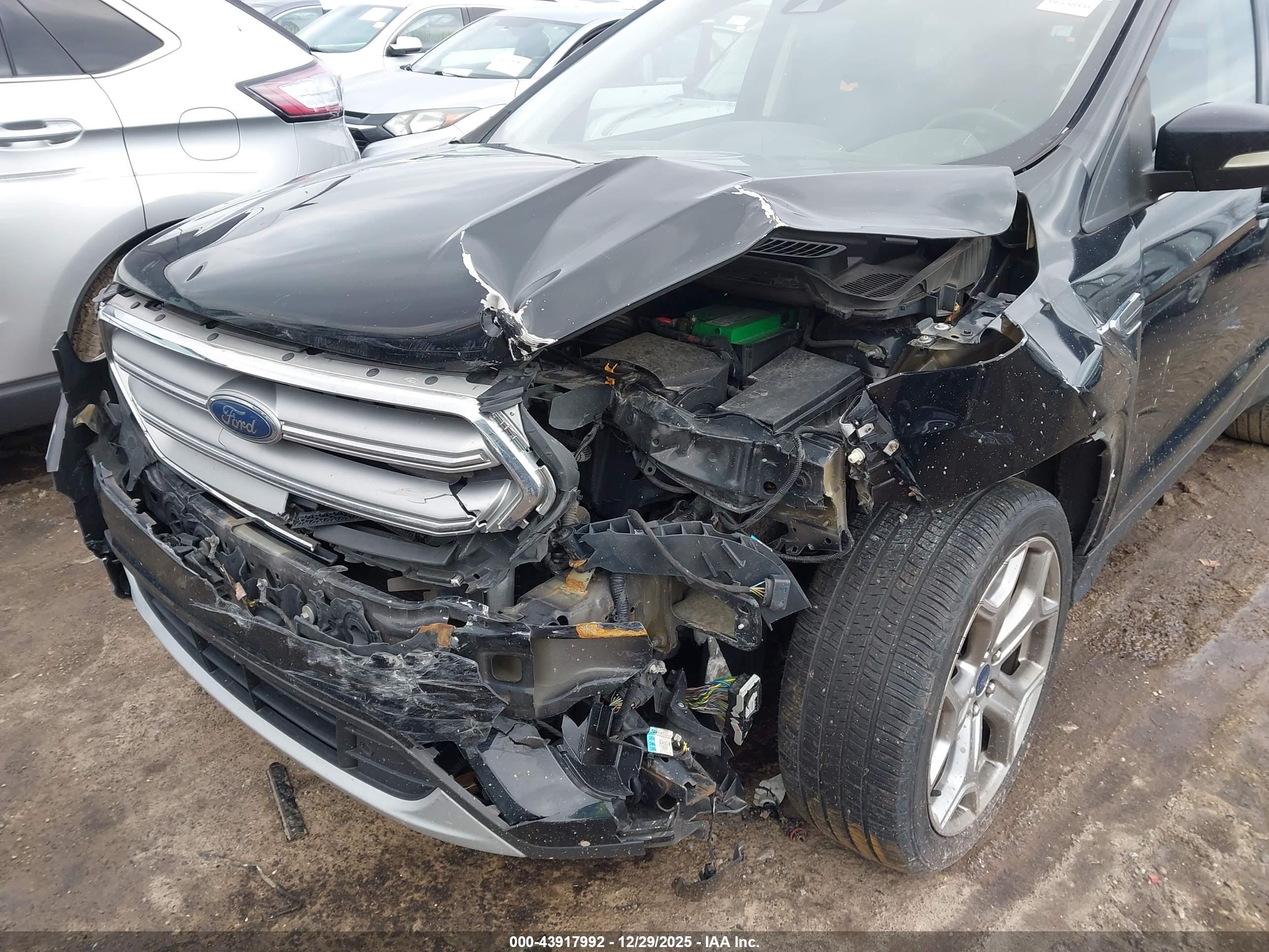 FORD ESCAPE image 6
