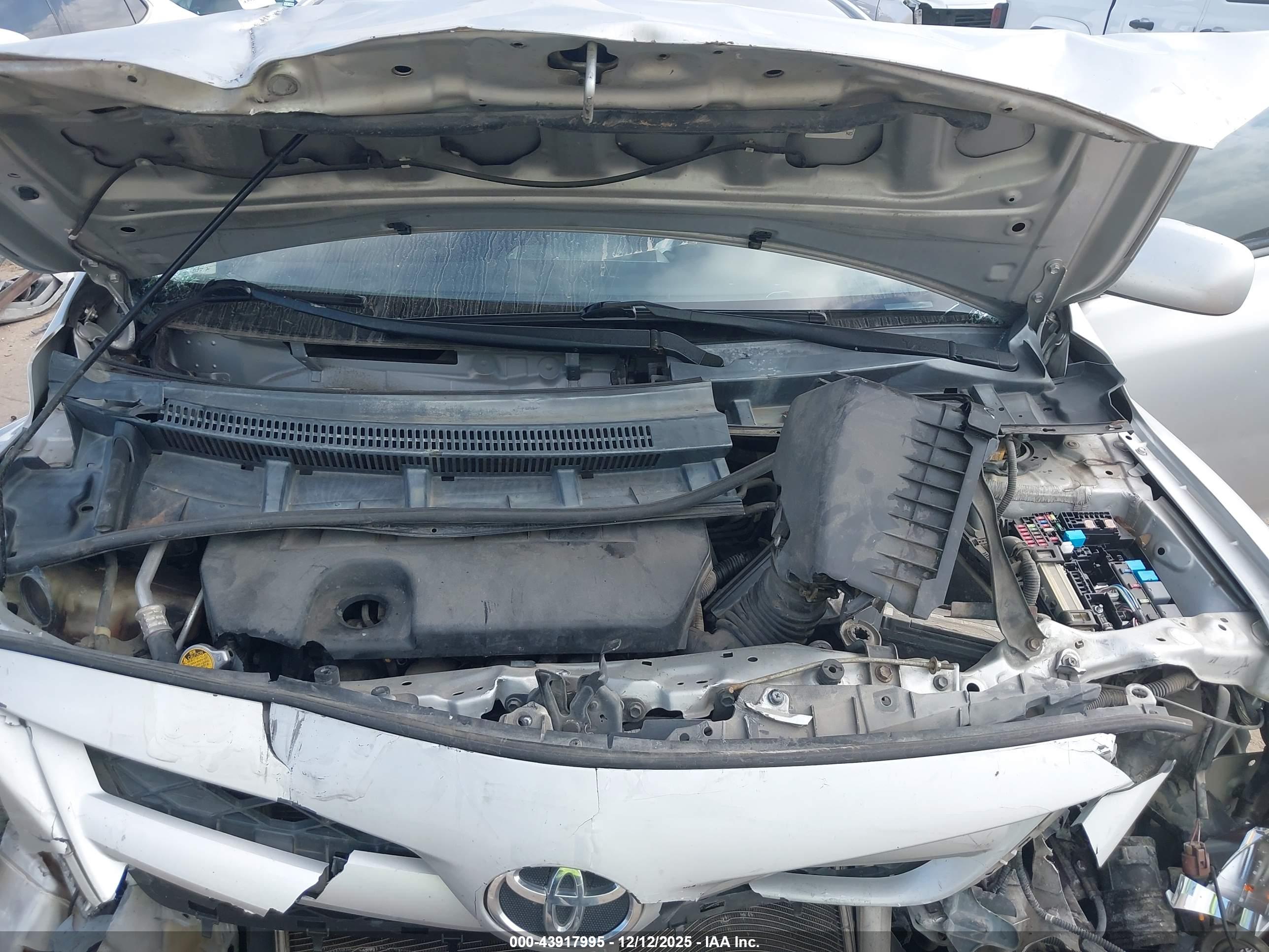 TOYOTA COROLLA image 10
