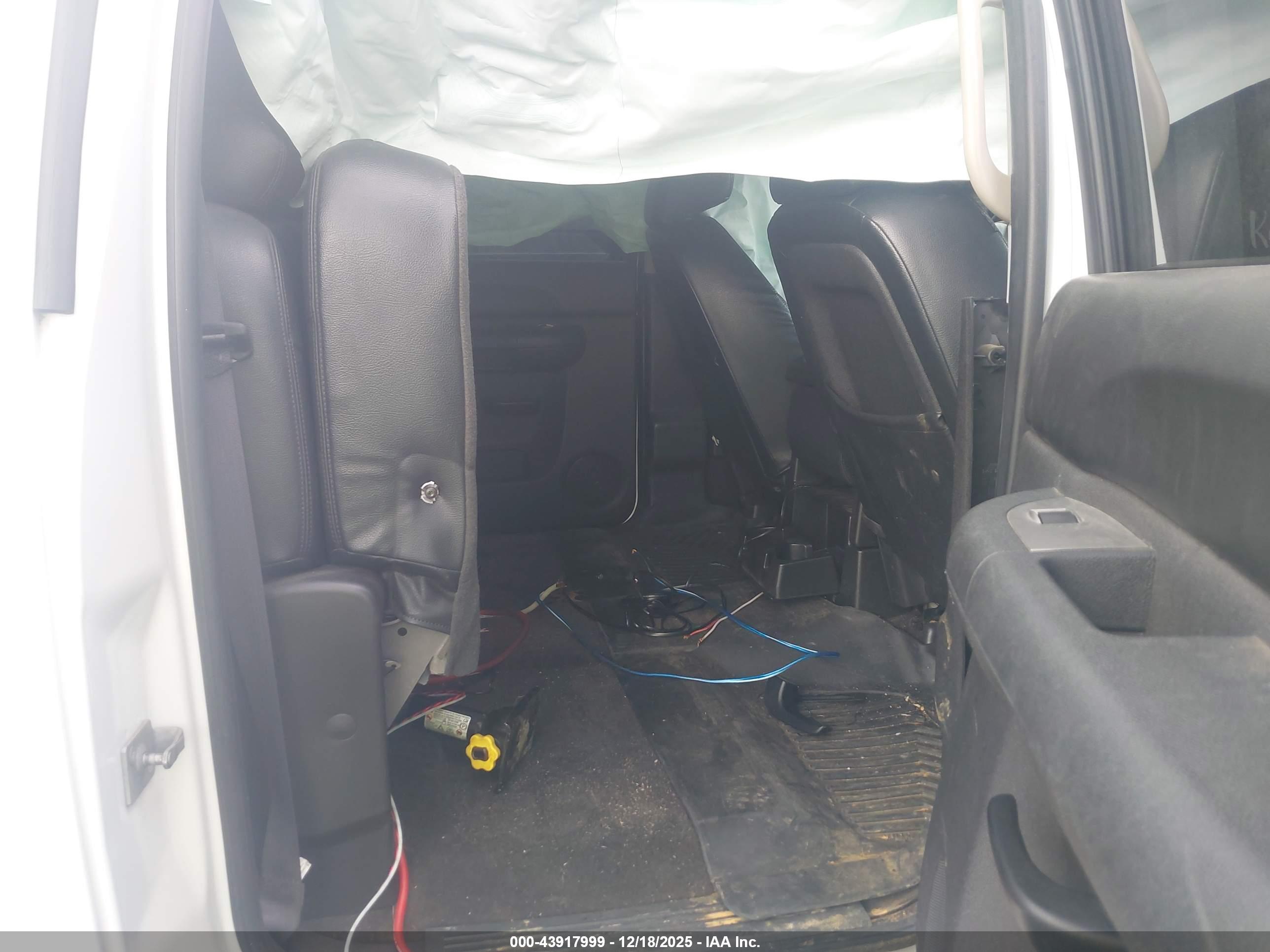 GMC SIERRA image 8