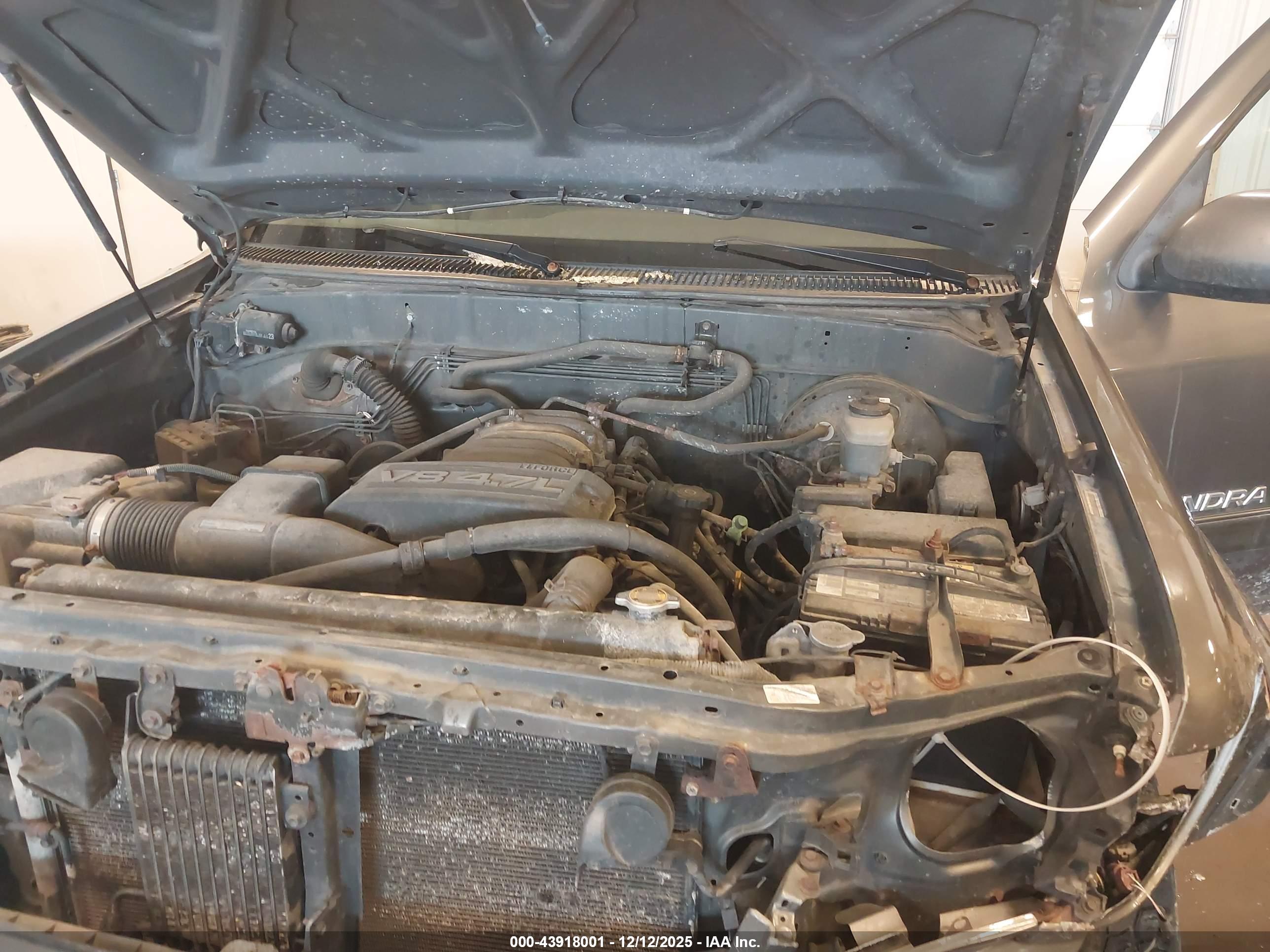 TOYOTA TUNDRA image 10
