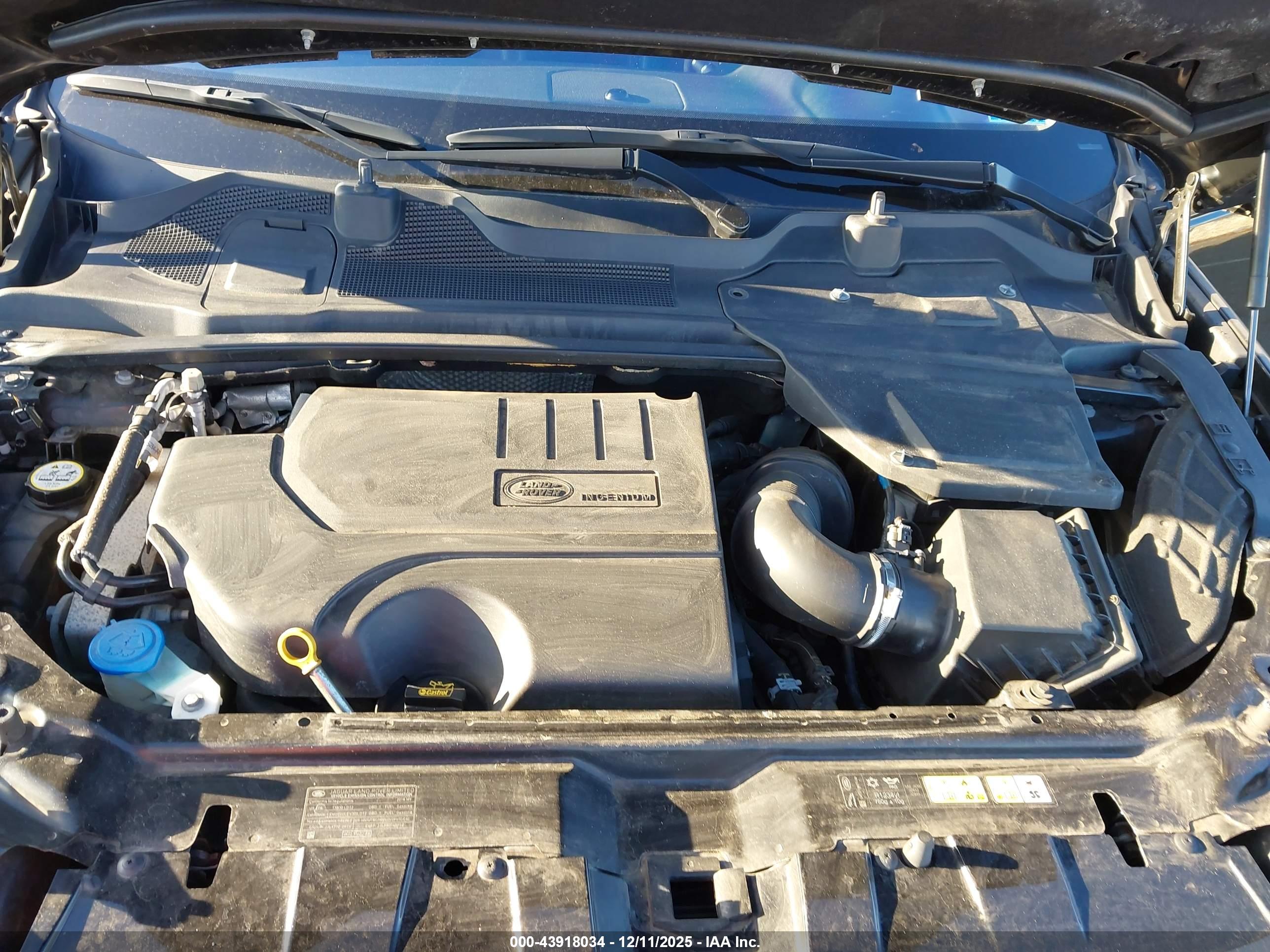 LAND ROVER image 10